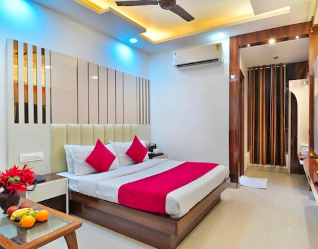 Hotel Radiant Hotel,andheri East Terminal 1,2