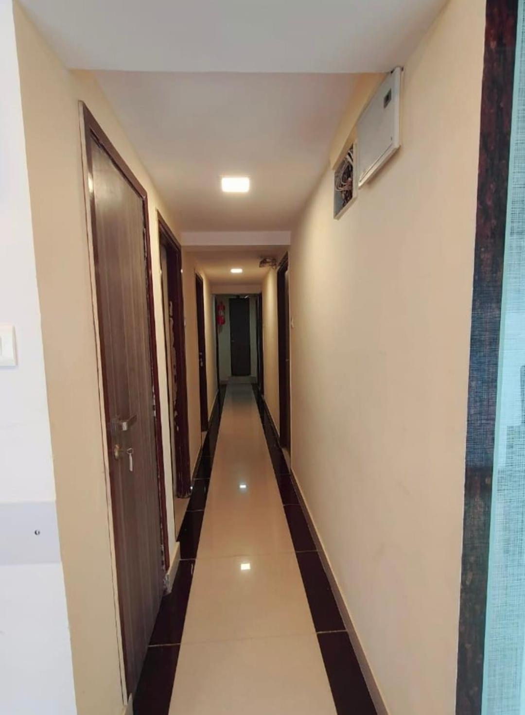 Radiant Hotel,andheri East Terminal 1,2 Hotel Mumbai