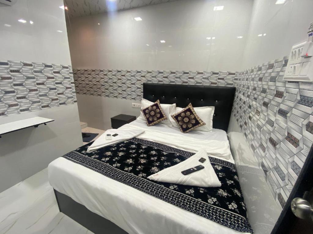 Hotel O Sai Residency