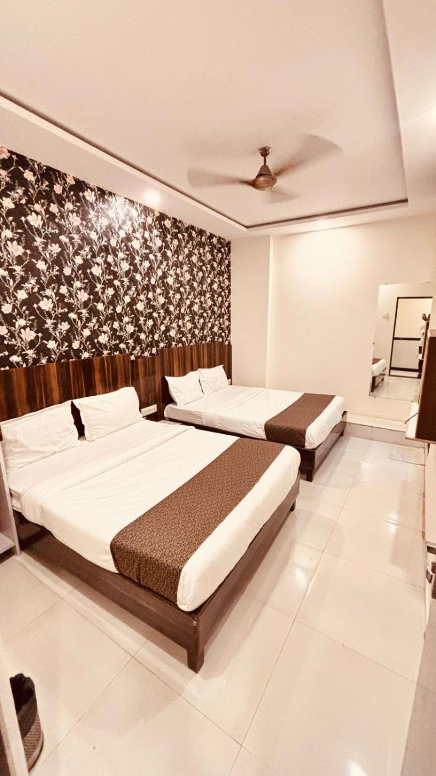 Hotel Garden Palace Mumbai