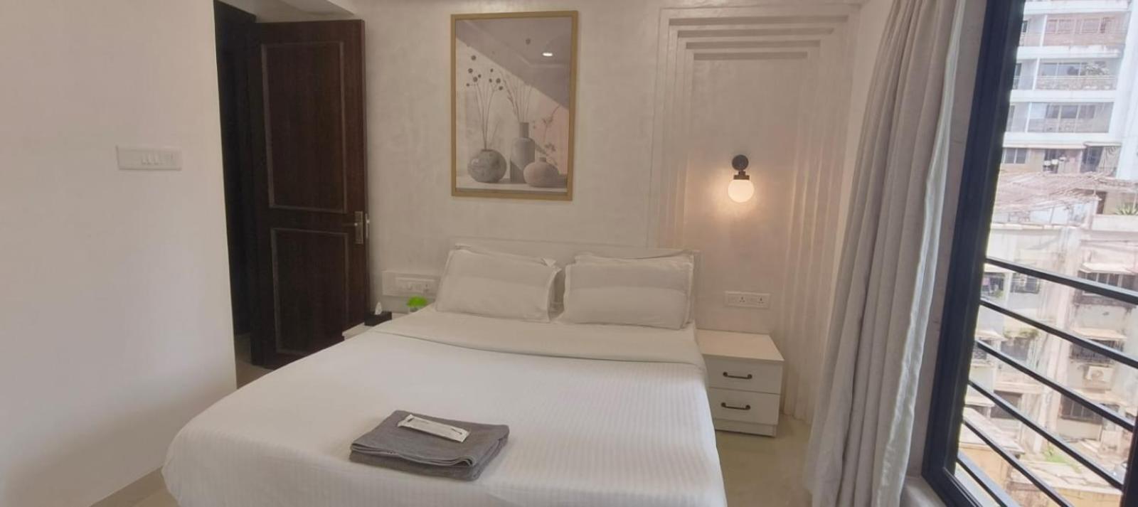 Selene 2bhk Bandra W By The Company Apartment *