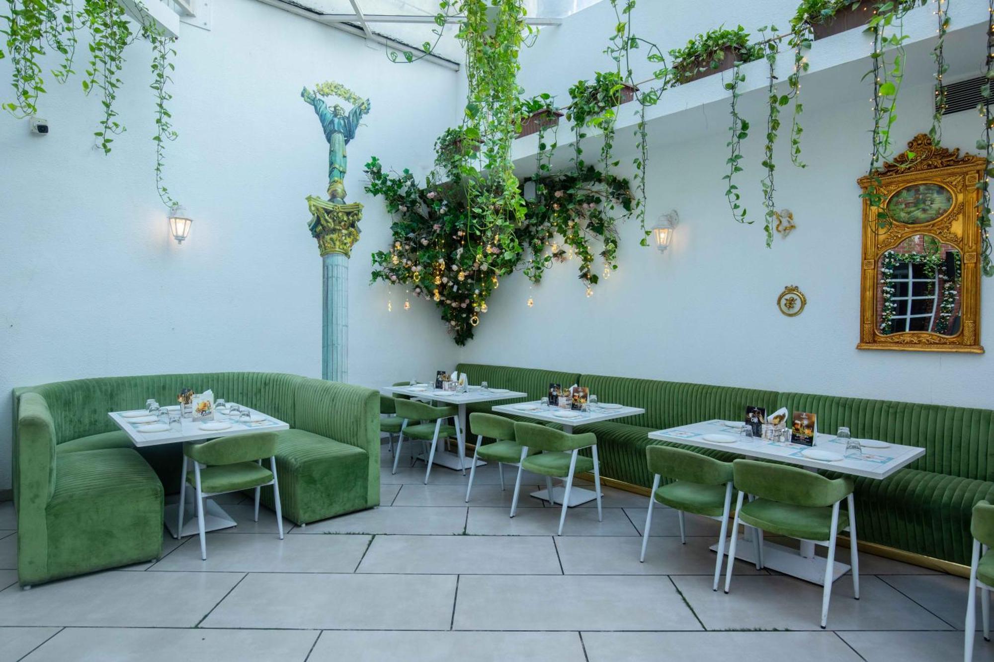 Treebo Hiramani Parel Lalbaug Hotel