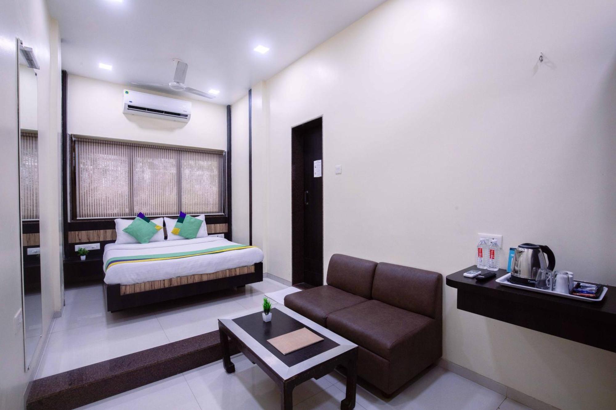 Hotel Treebo Hiramani Parel Lalbaug 3*