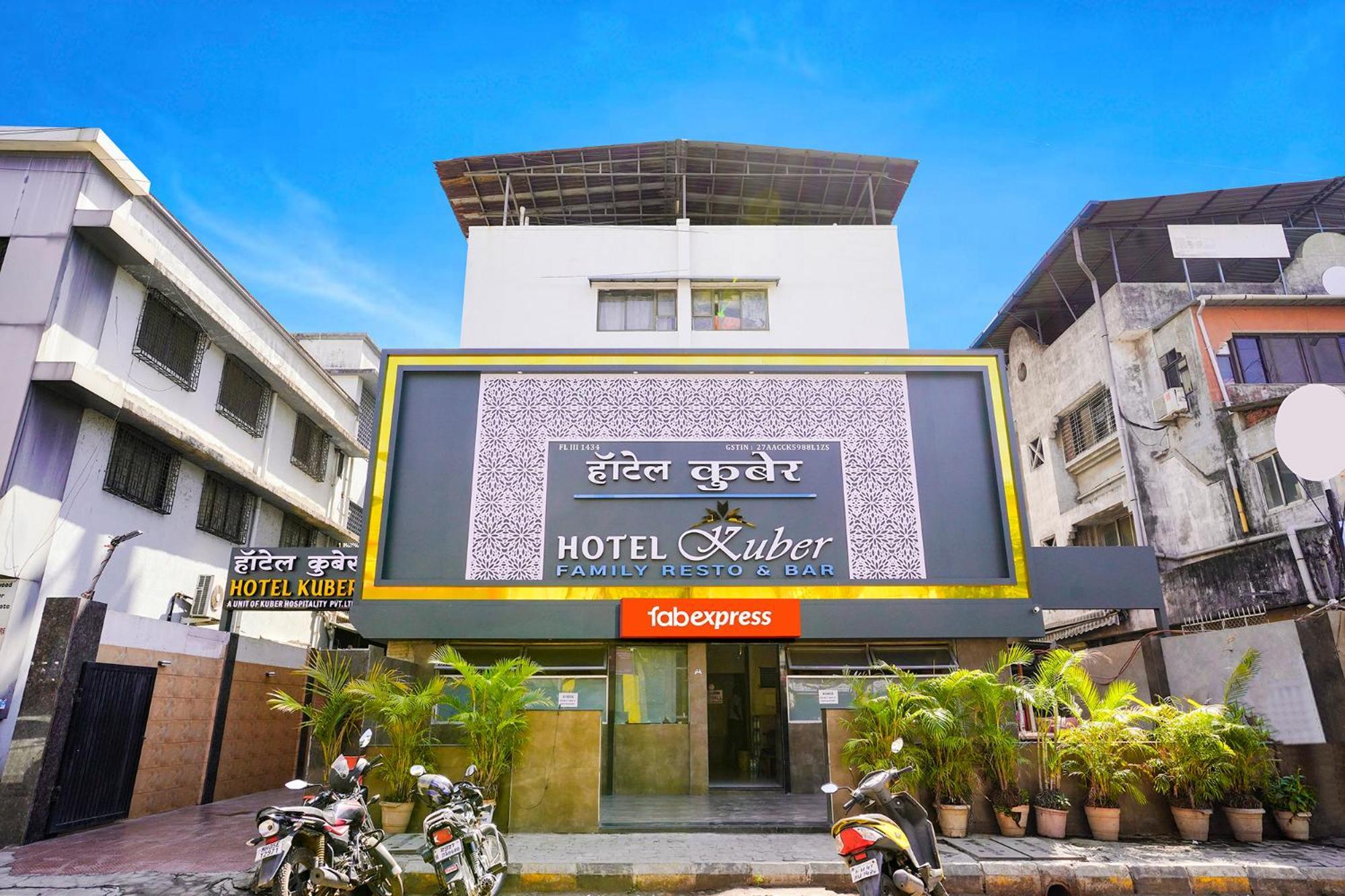 Fabexpress Kuber - Nr Apmc Vashi, Navi Hotel 3*