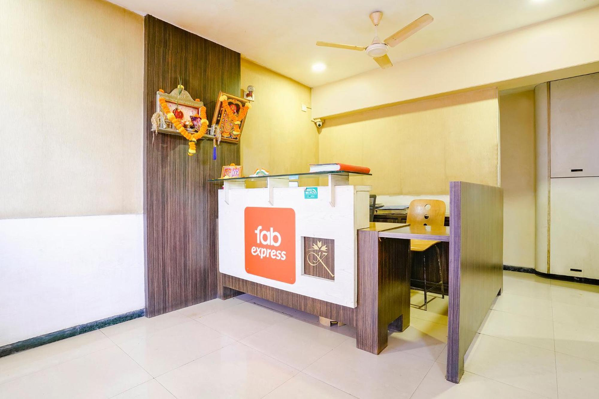 Fabexpress Kuber - Nr Apmc Vashi, Navi 3* Mumbai