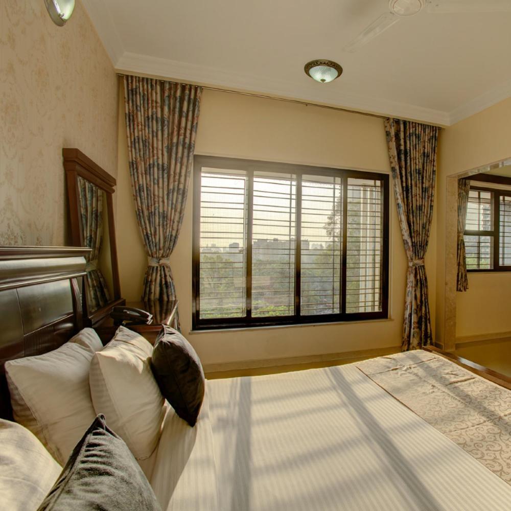 Hotel Lalco Residency