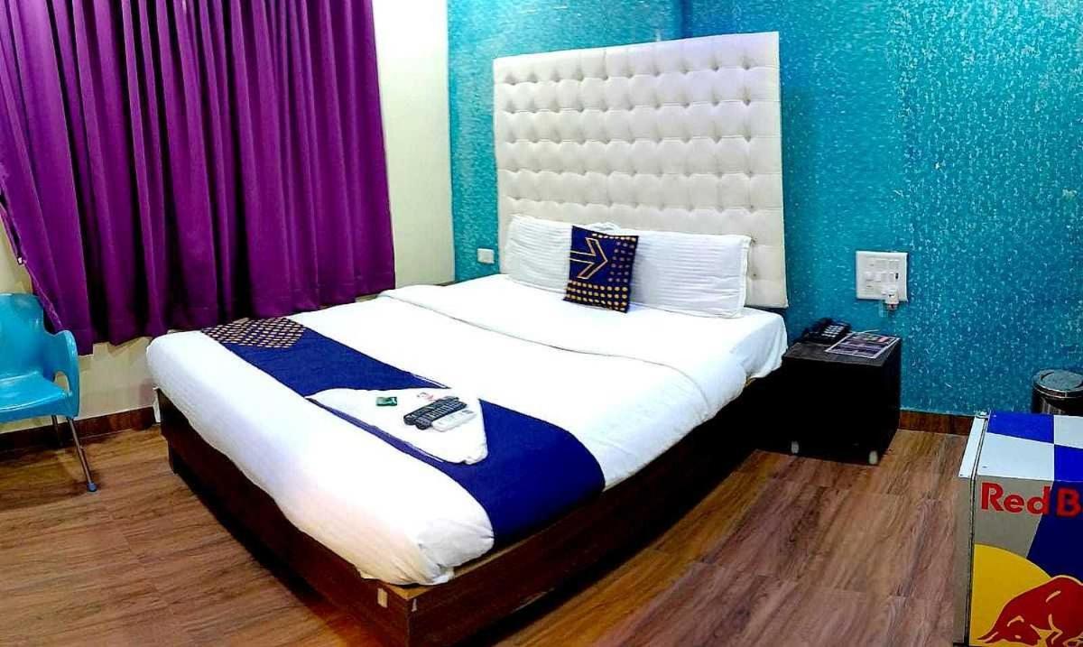 O The Om Sai Residency Bombaim