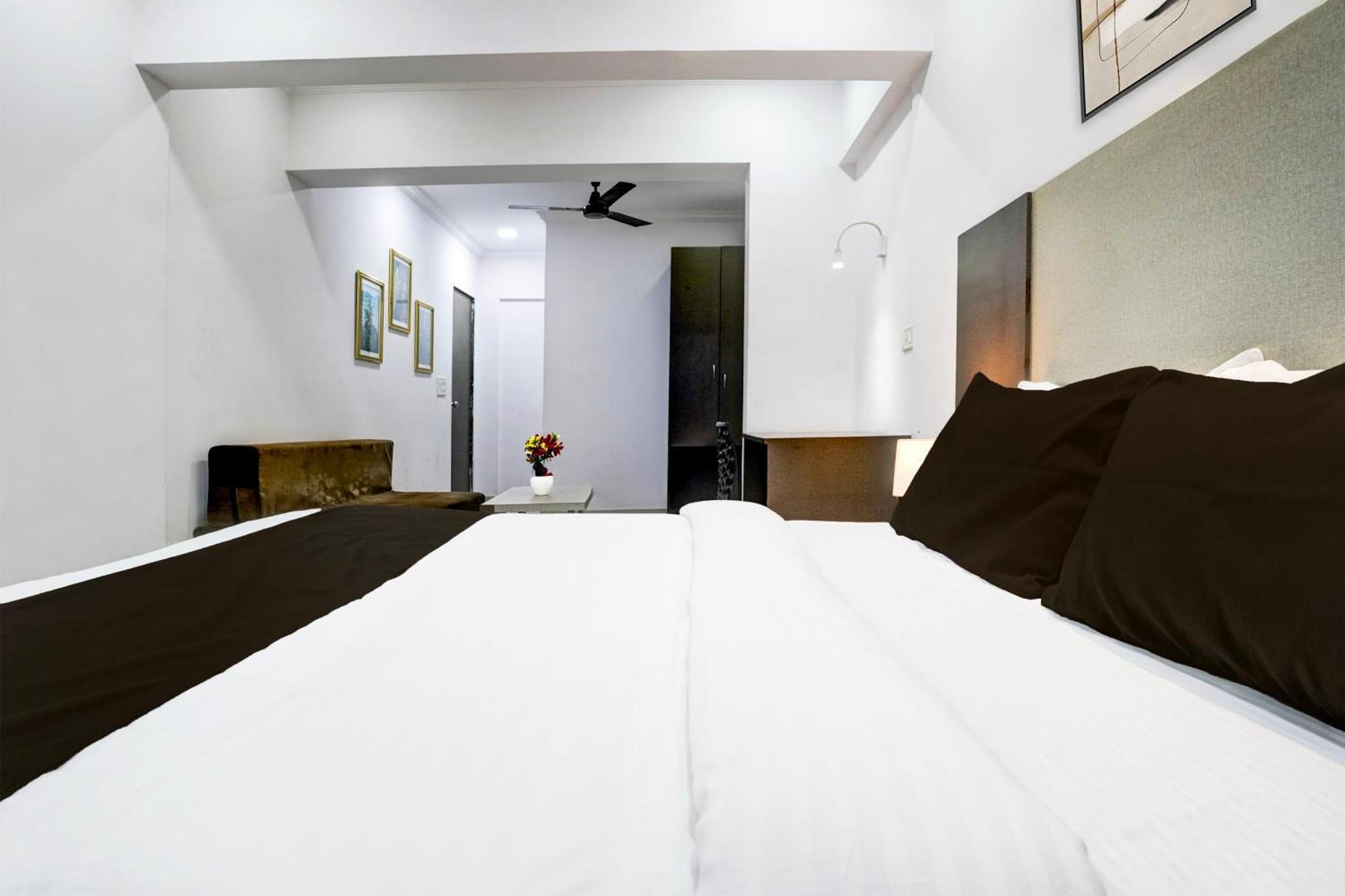 Hotel Super Hotel O Four Bungalow Formerly Ardaas Residency Mumbai