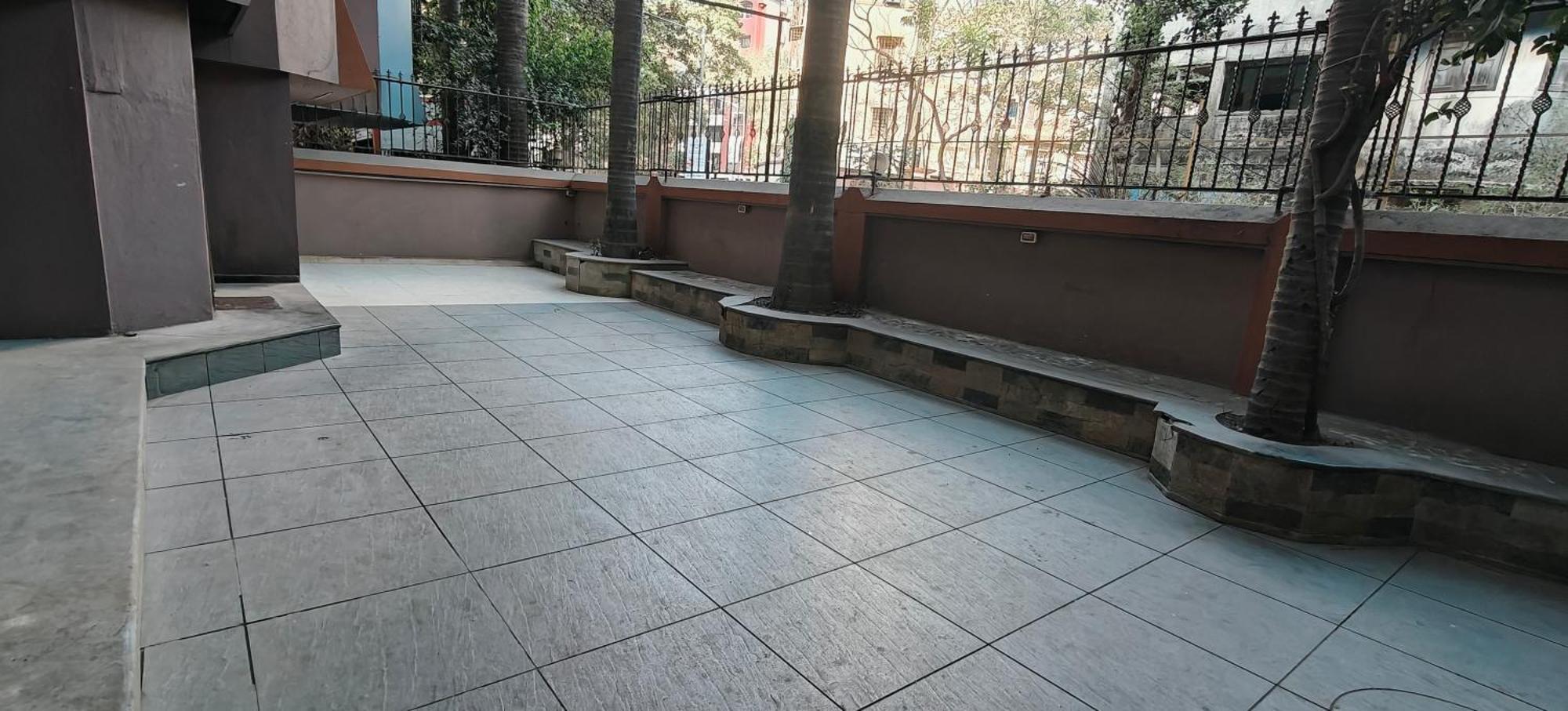 Tim Service Goregaon East Near Nesco 3*