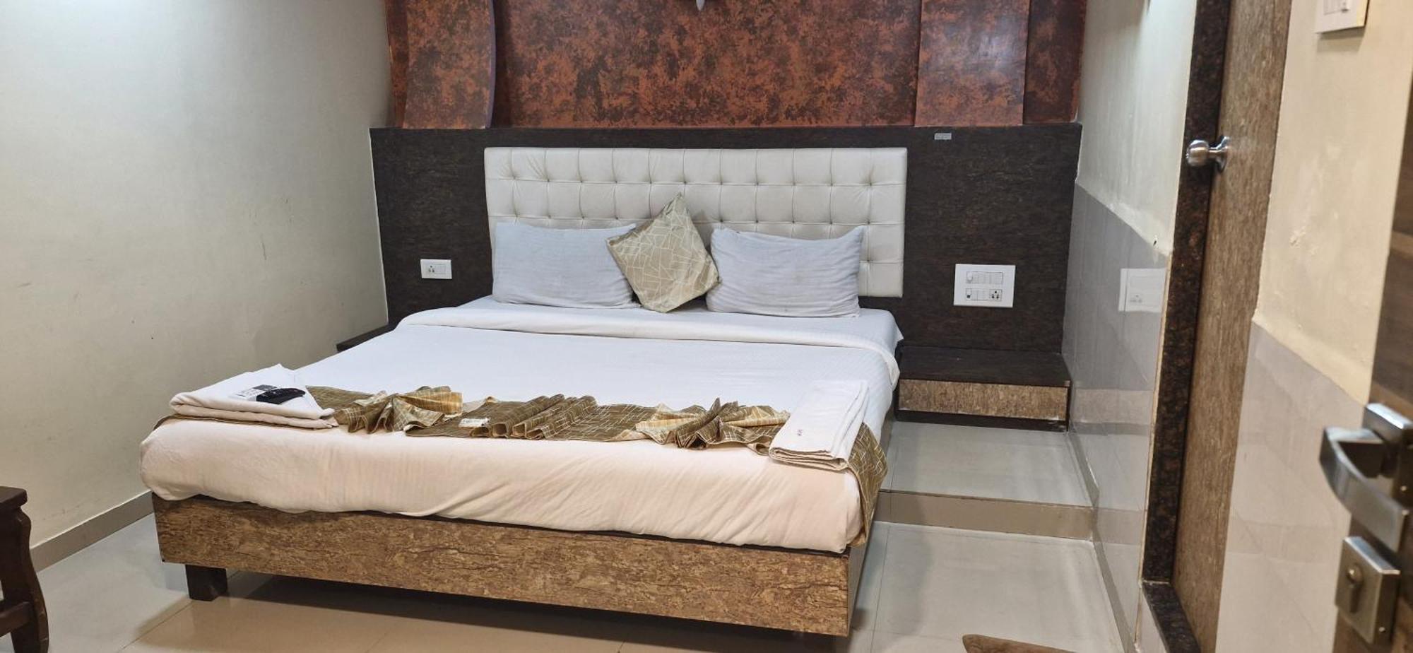 Crystal Park Near Nesco Exhibition Center