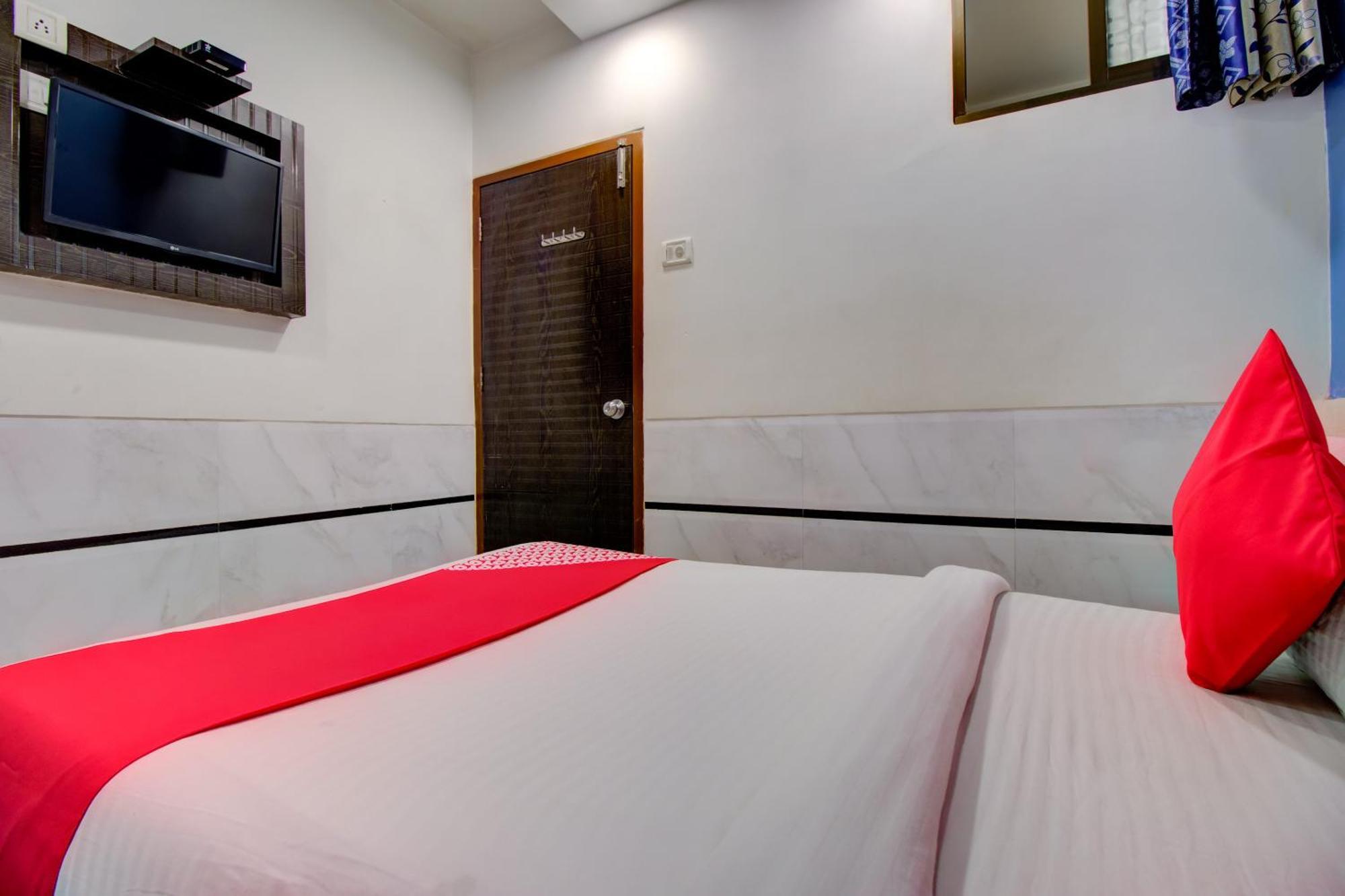 Hotel O Sion Residency