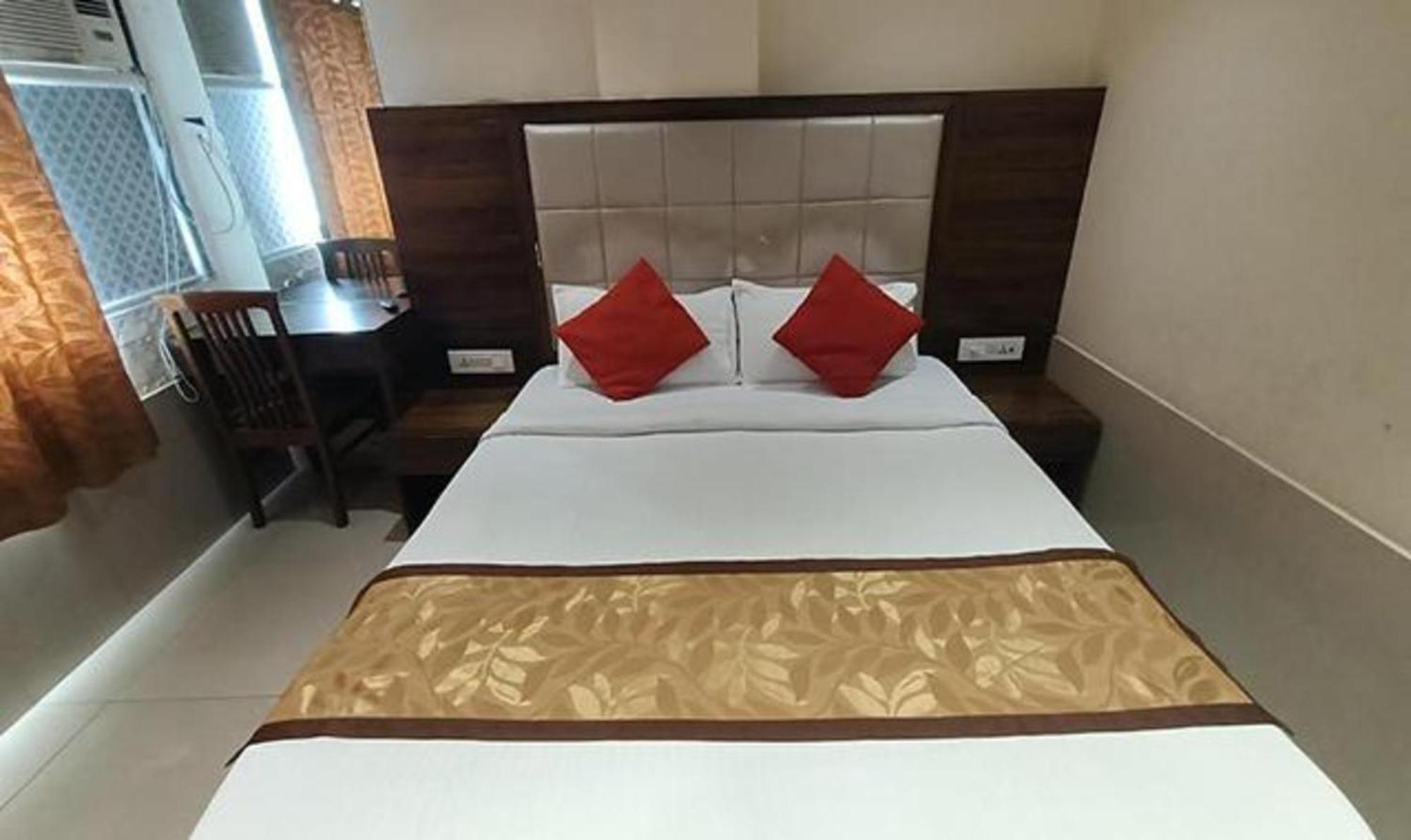 Hotel Fabhotel Regal Inn Bombaim