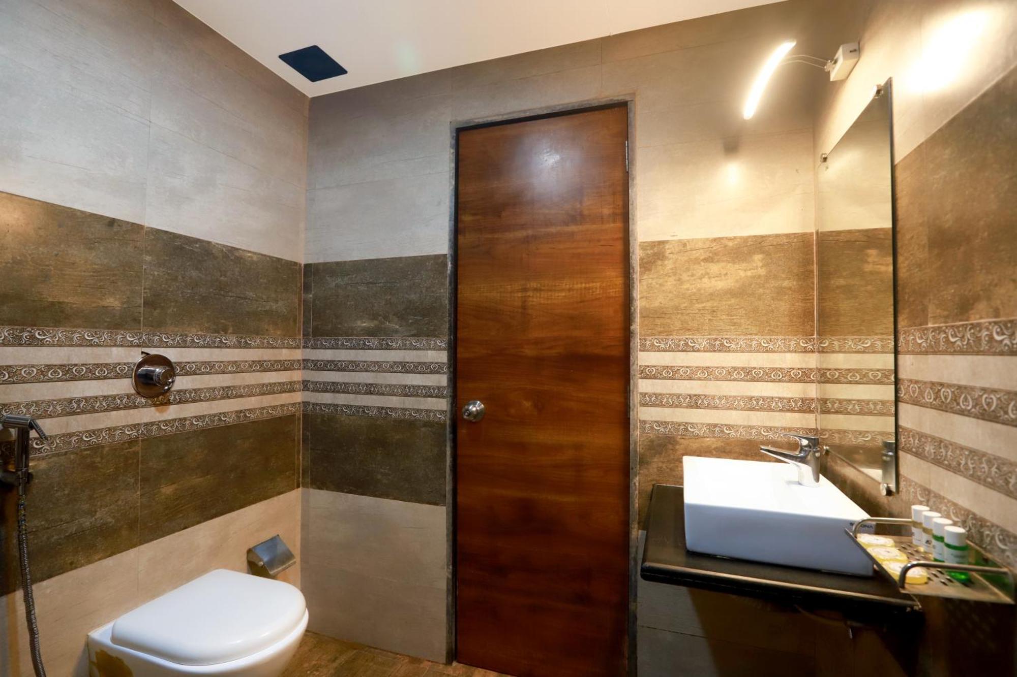 Atlas Plaza 3*