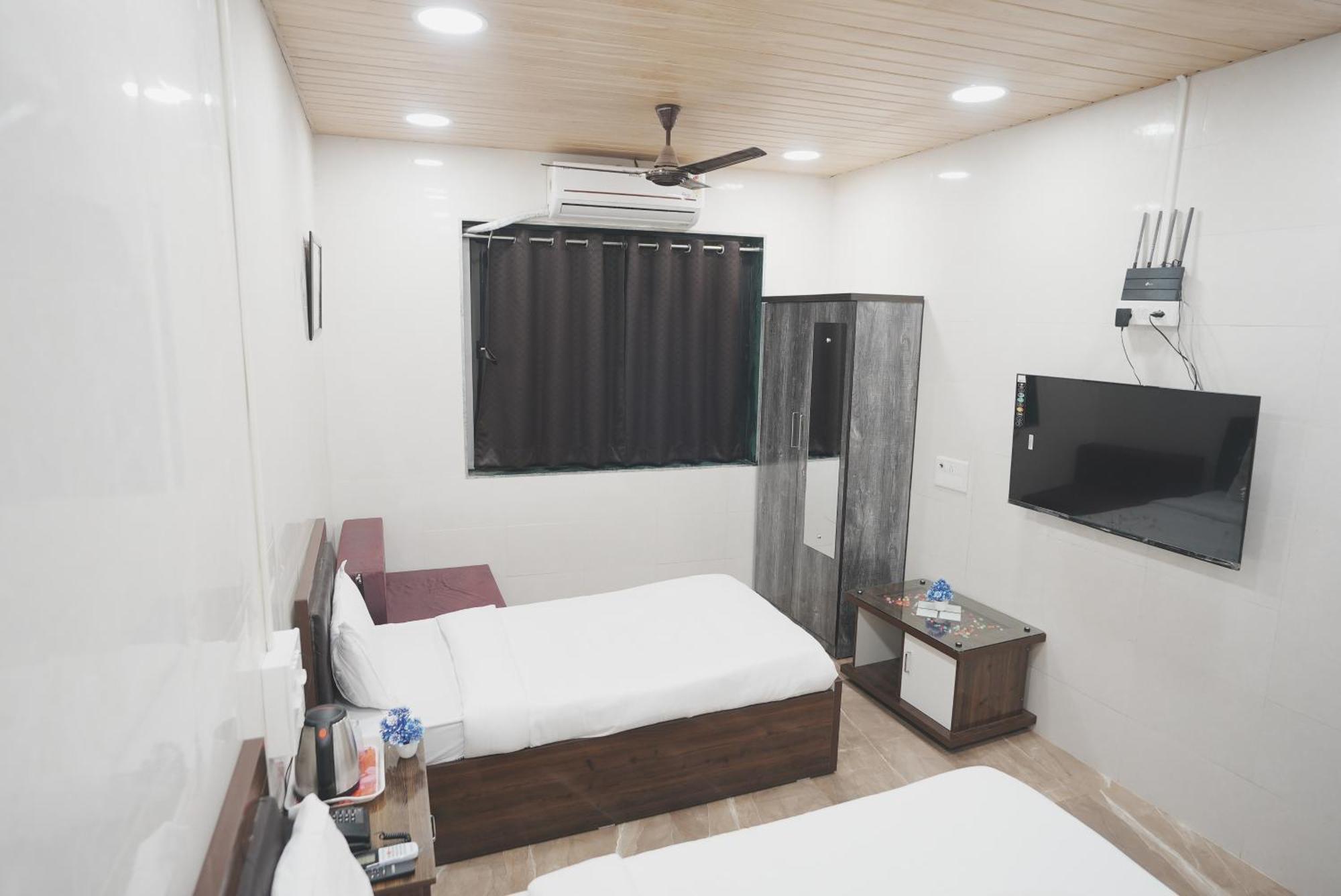 Hotel Jupiter Residency 3*