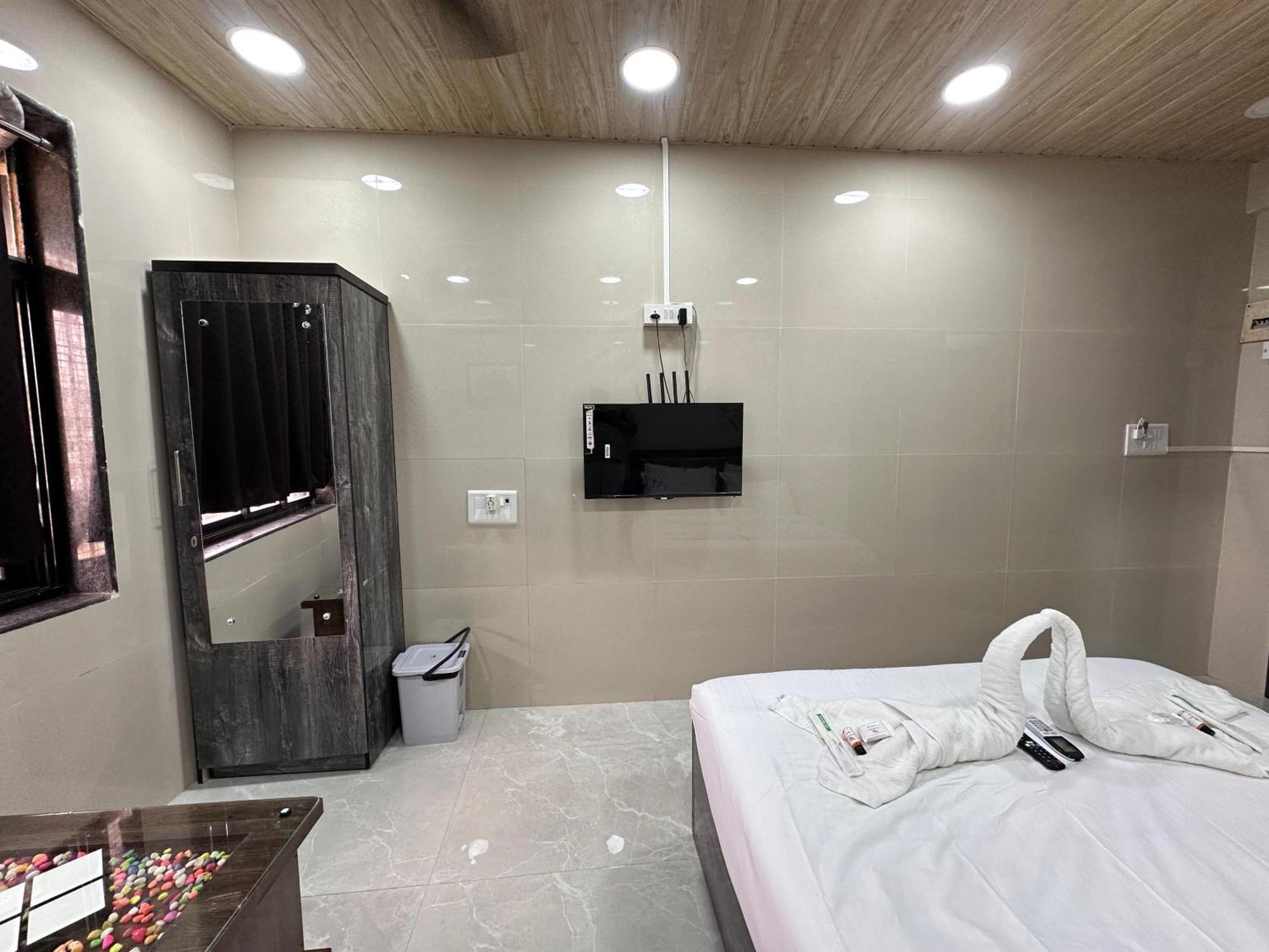 Jupiter Residency 3*