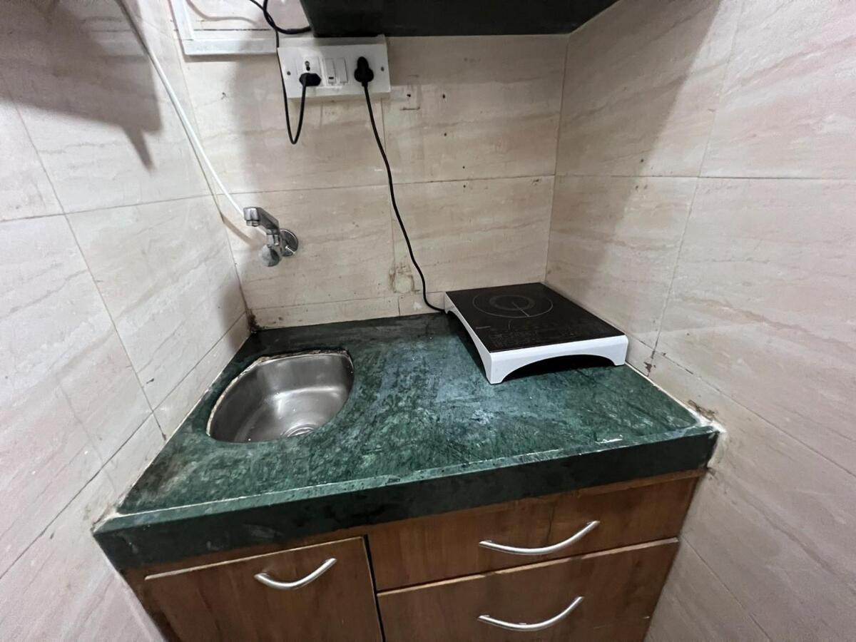 1bhk Flat In Juhu * Mumbai