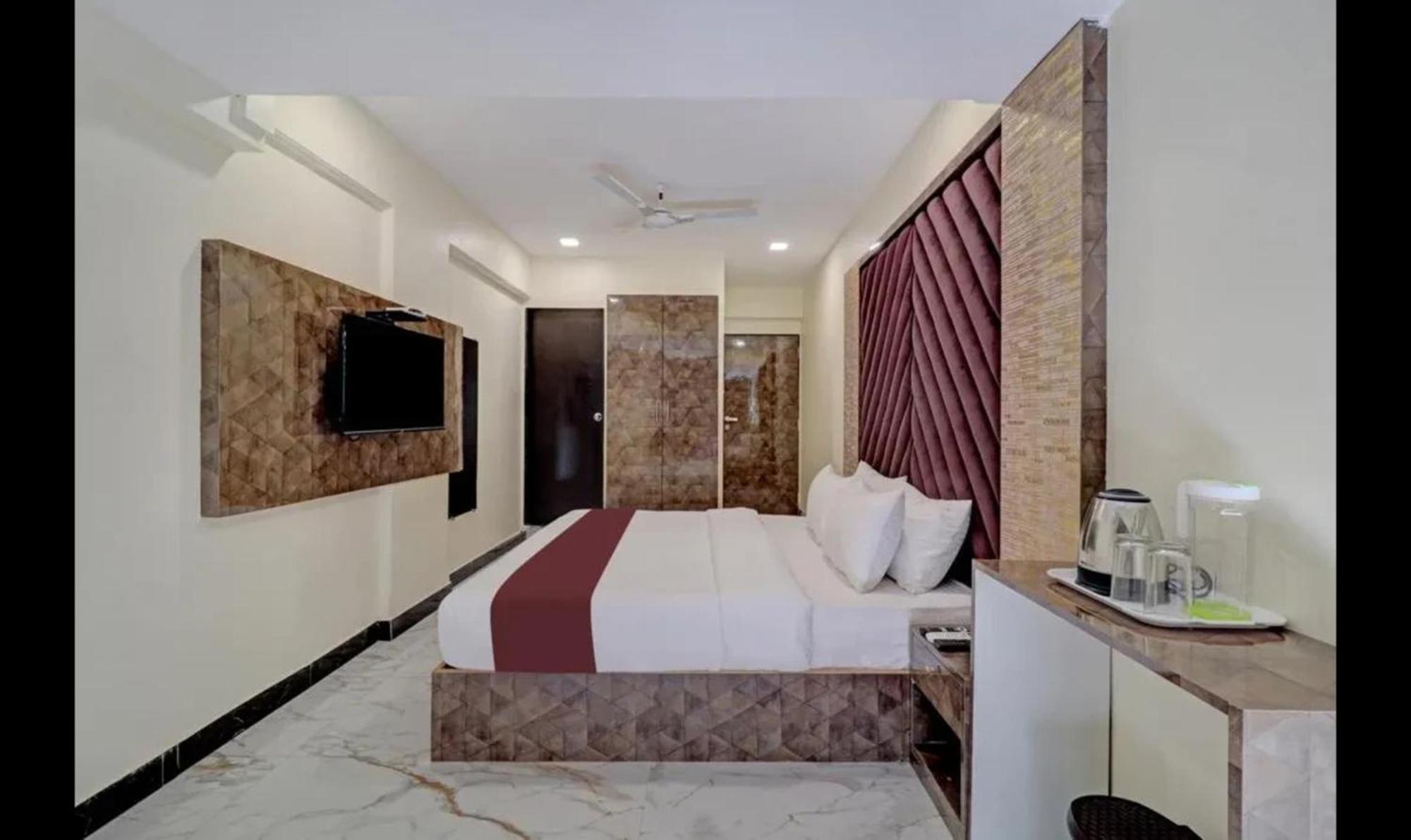 Hotel Fabexpress Occazia Paradise 3*
