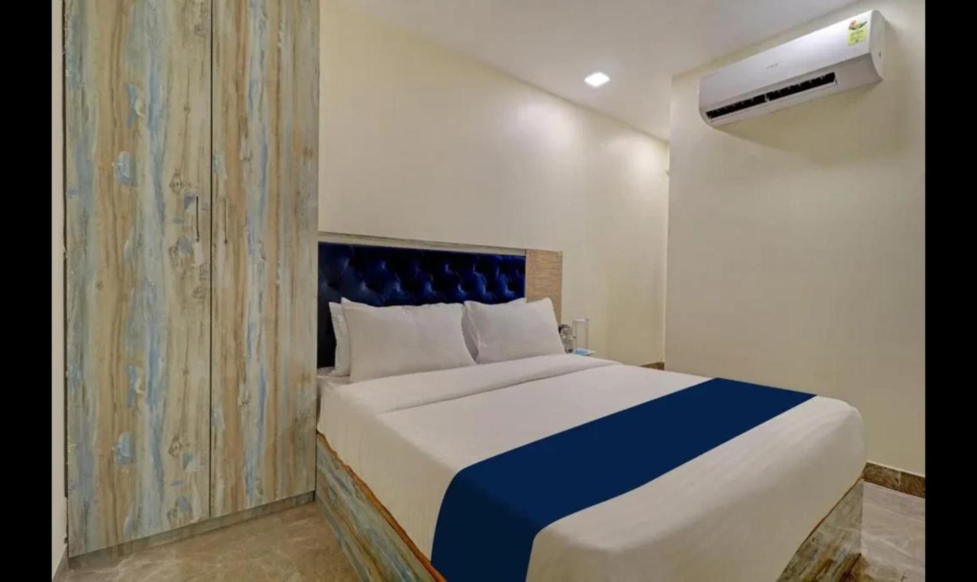 Fabexpress Occazia Paradise Hotel