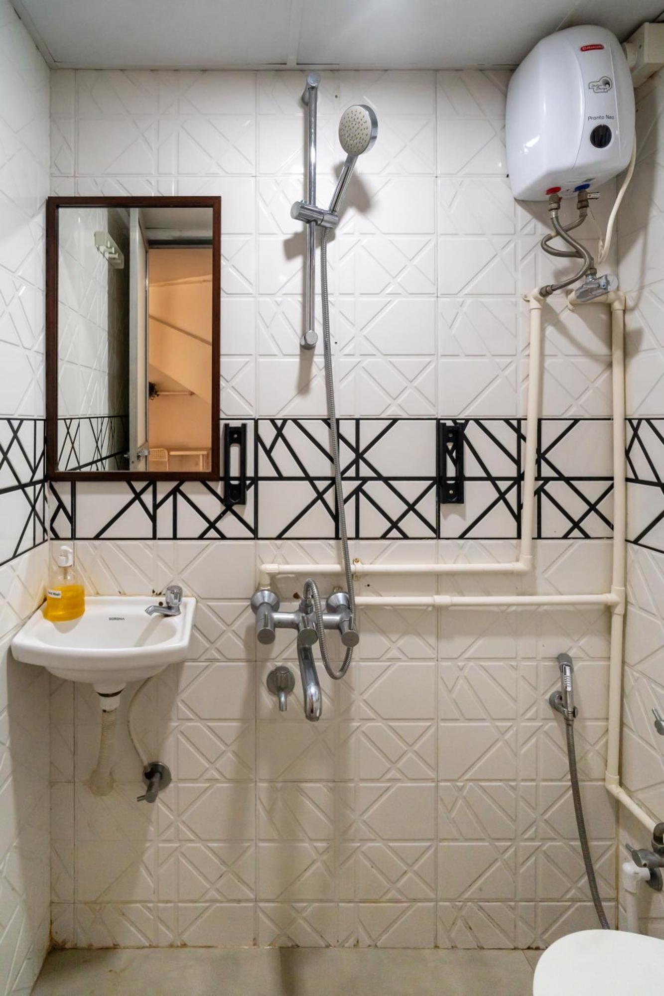 Apartment Glass House 1bhk Khar W By The Company *