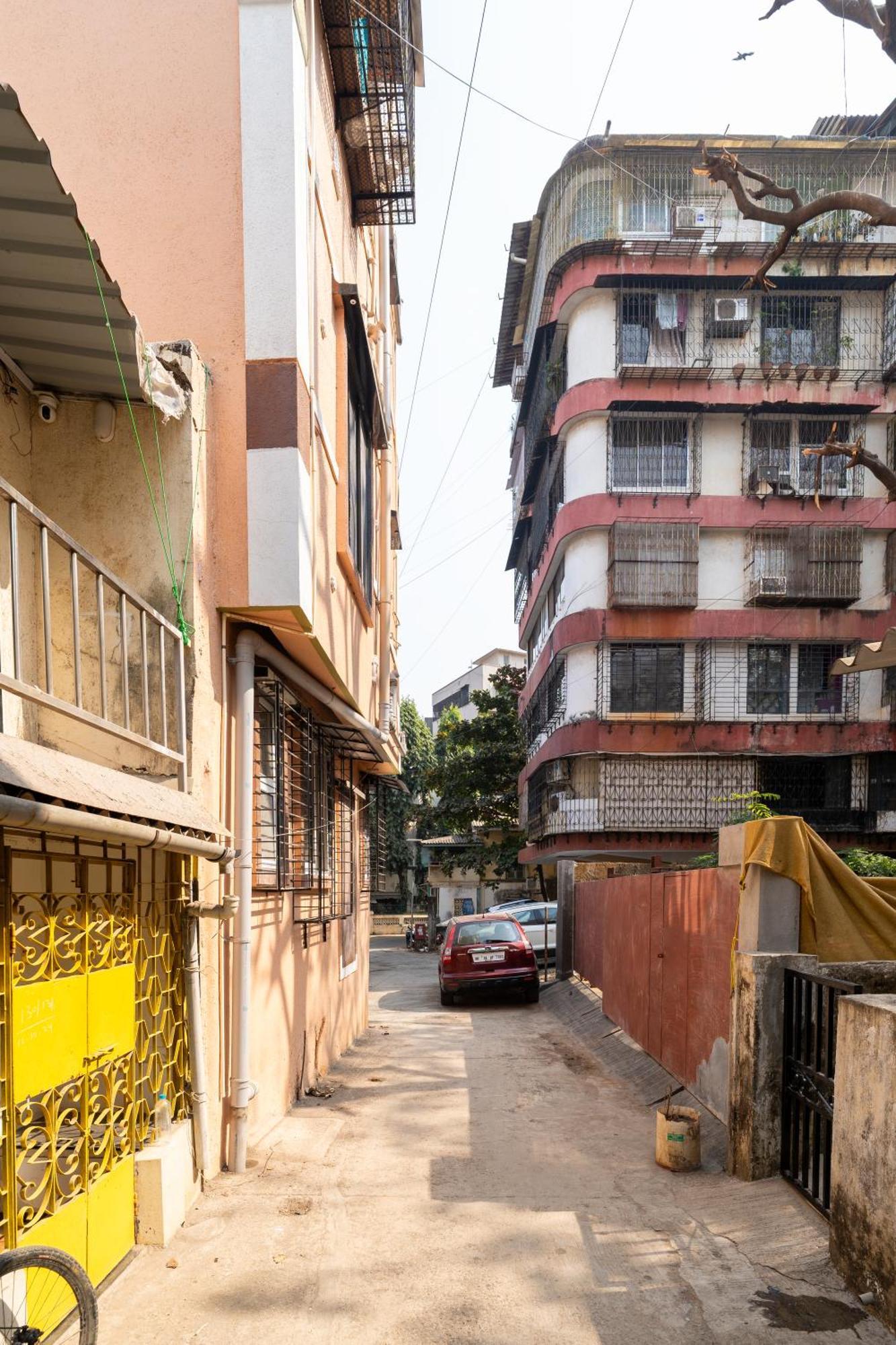 Glass House 1bhk Khar W By The Company *