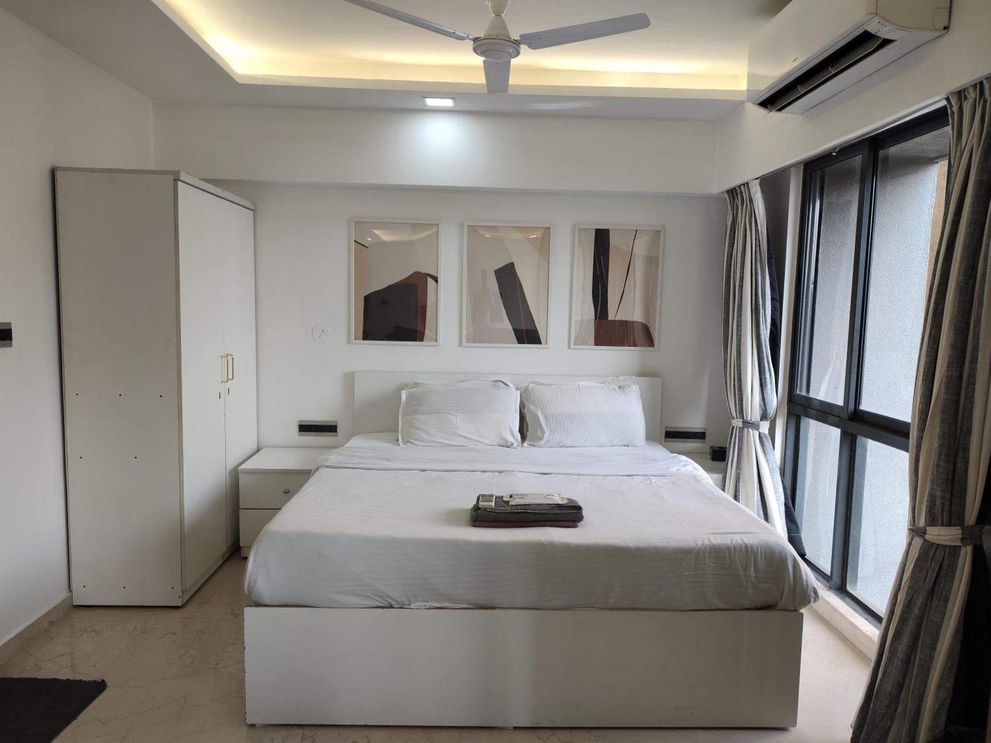 Ov Premium Bkc - Kurla Apartment