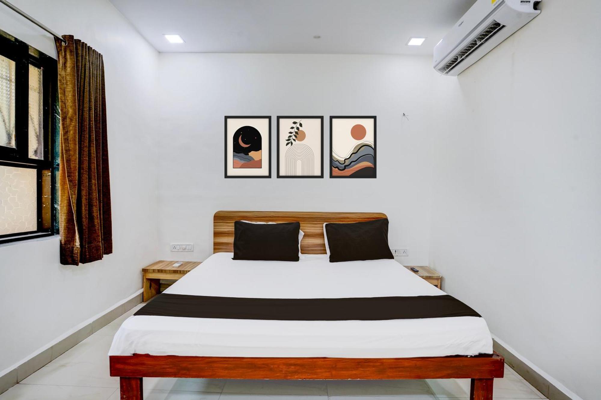 O Shree Prabhat Hotel 3*