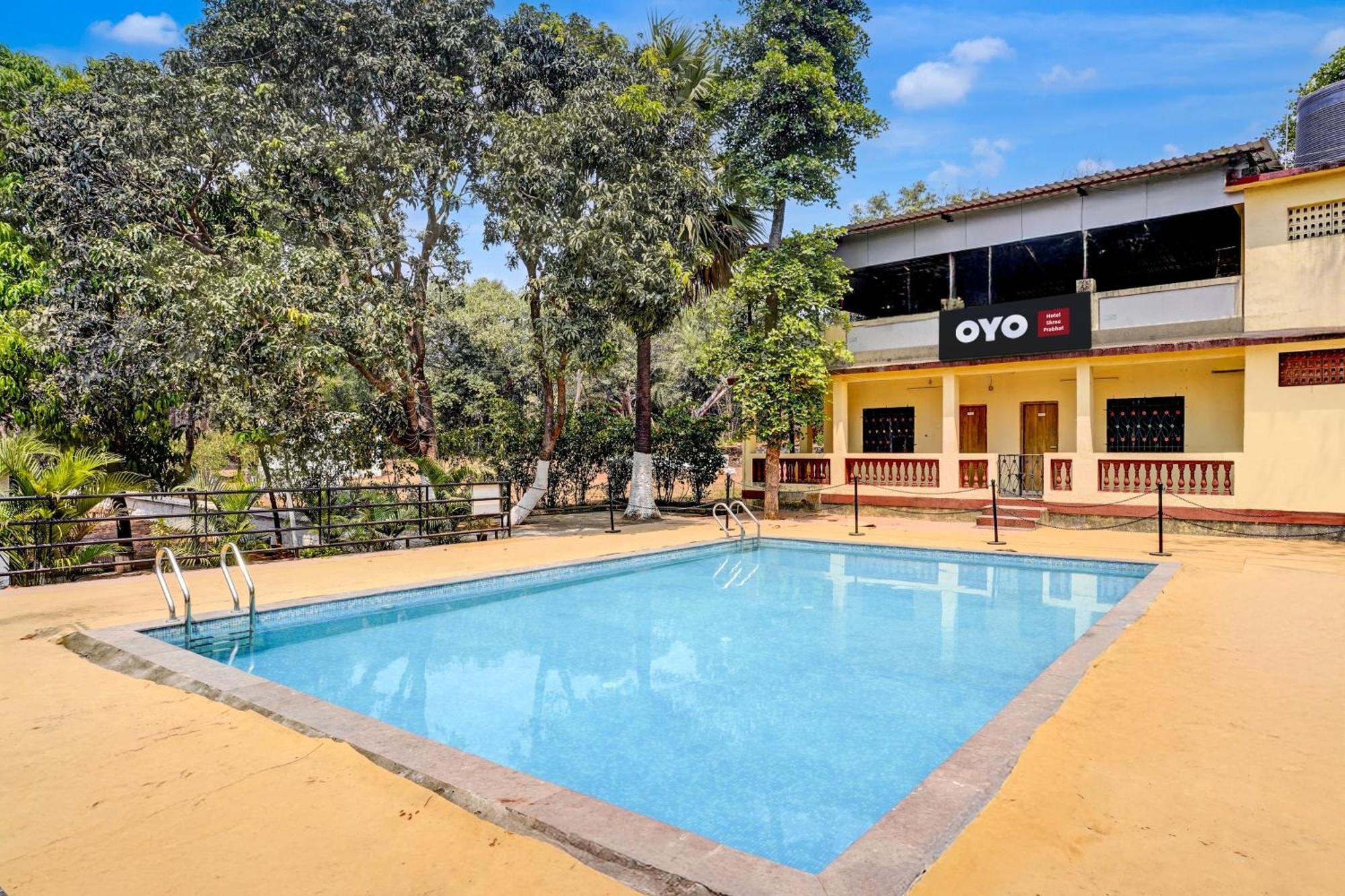 O Shree Prabhat Hotel 3*