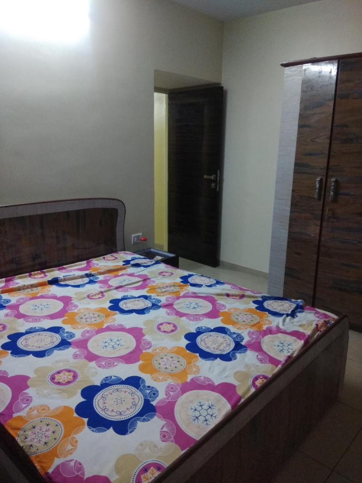Spacious And Serene Fully Furnished 2 Bhk Apartment