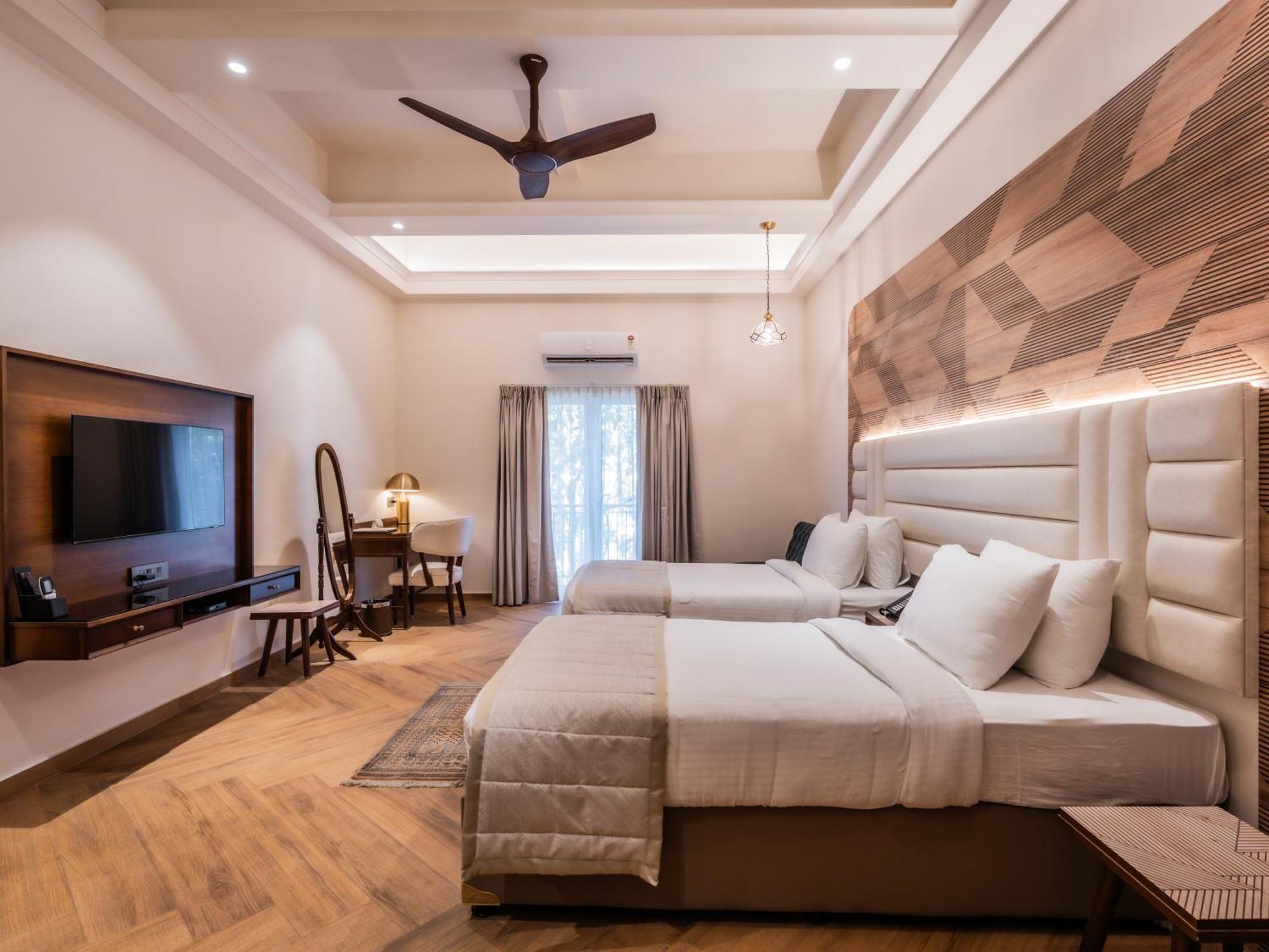 Grand - Ballard Estate,