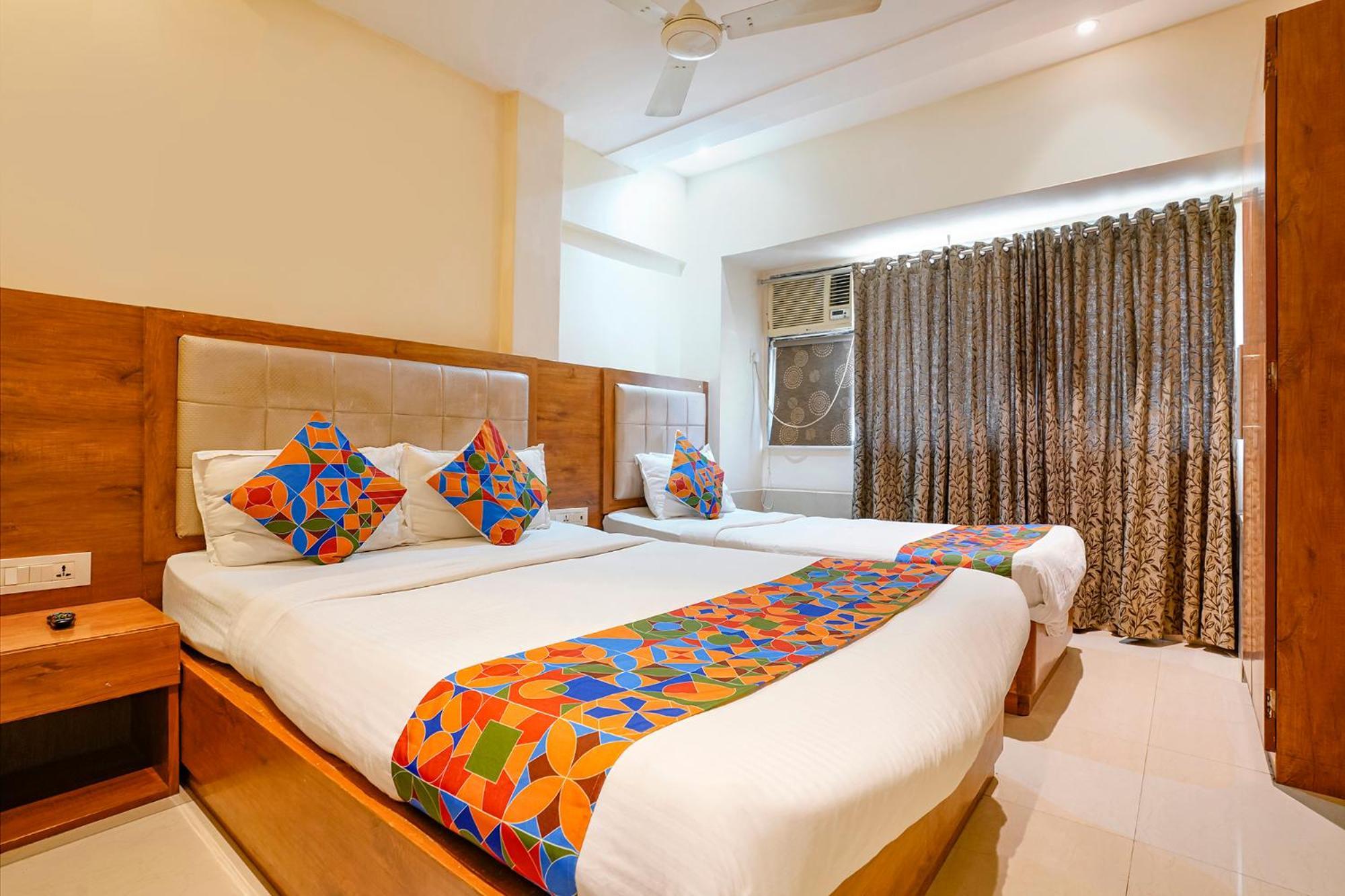 Hotel Fabhotel Regal Mumbai