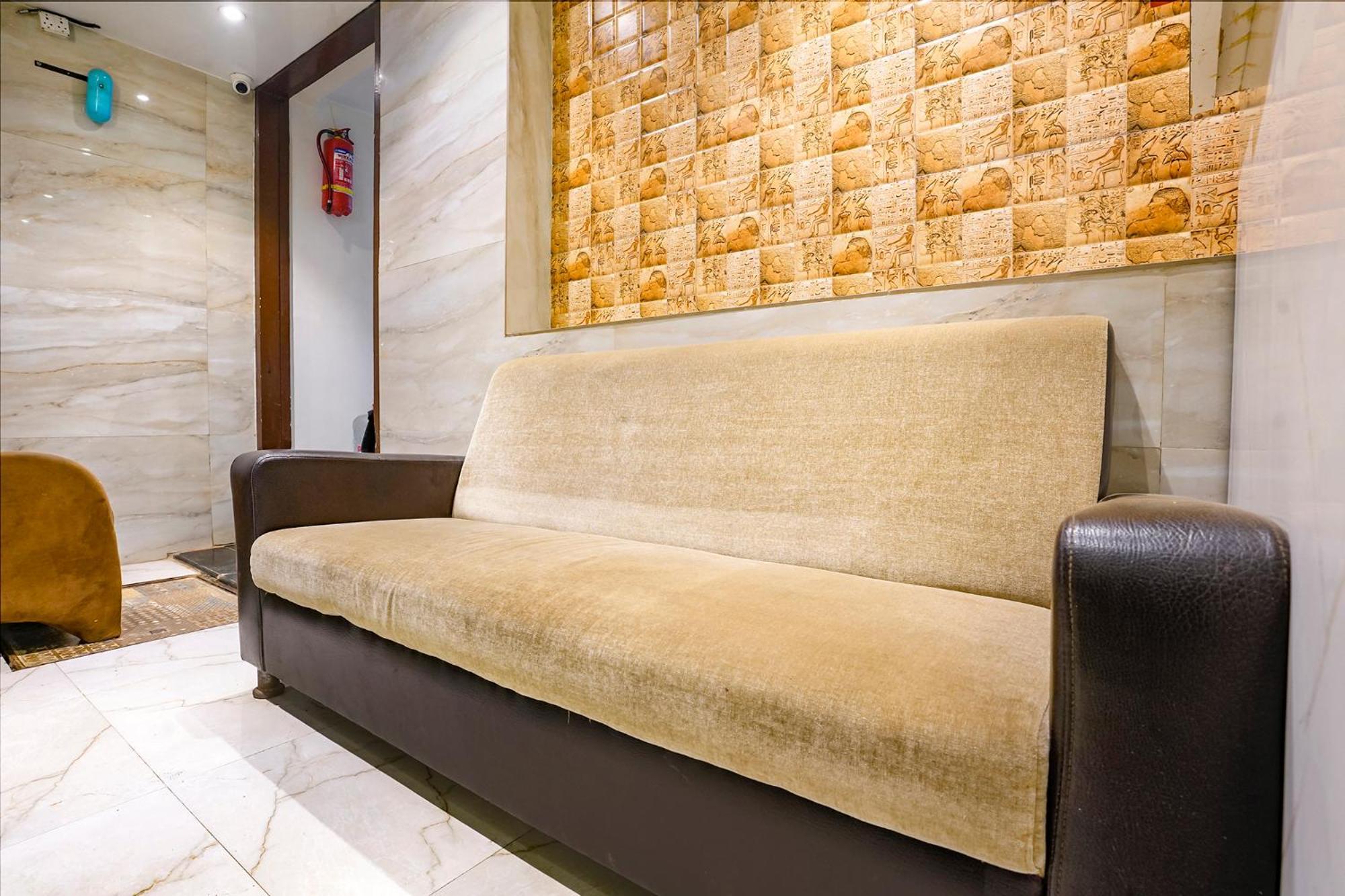 Hotel Fabexpress Occazia Paradise