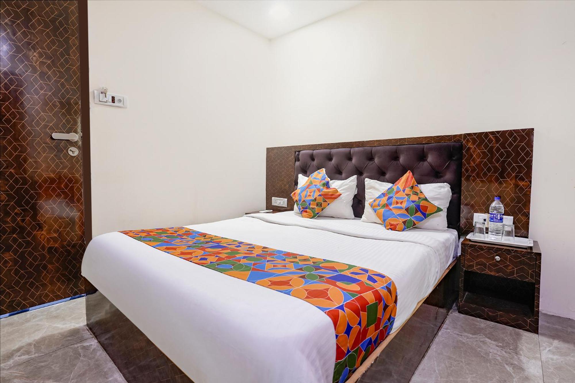 Fabexpress Occazia Paradise 3* Mumbai