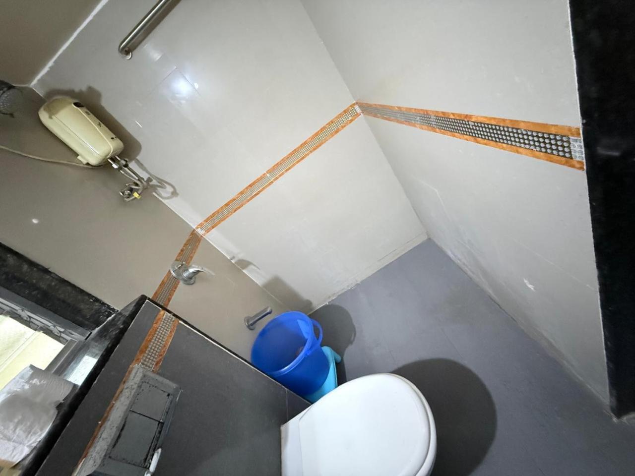 Apartment 1bhk In Goregaon West *