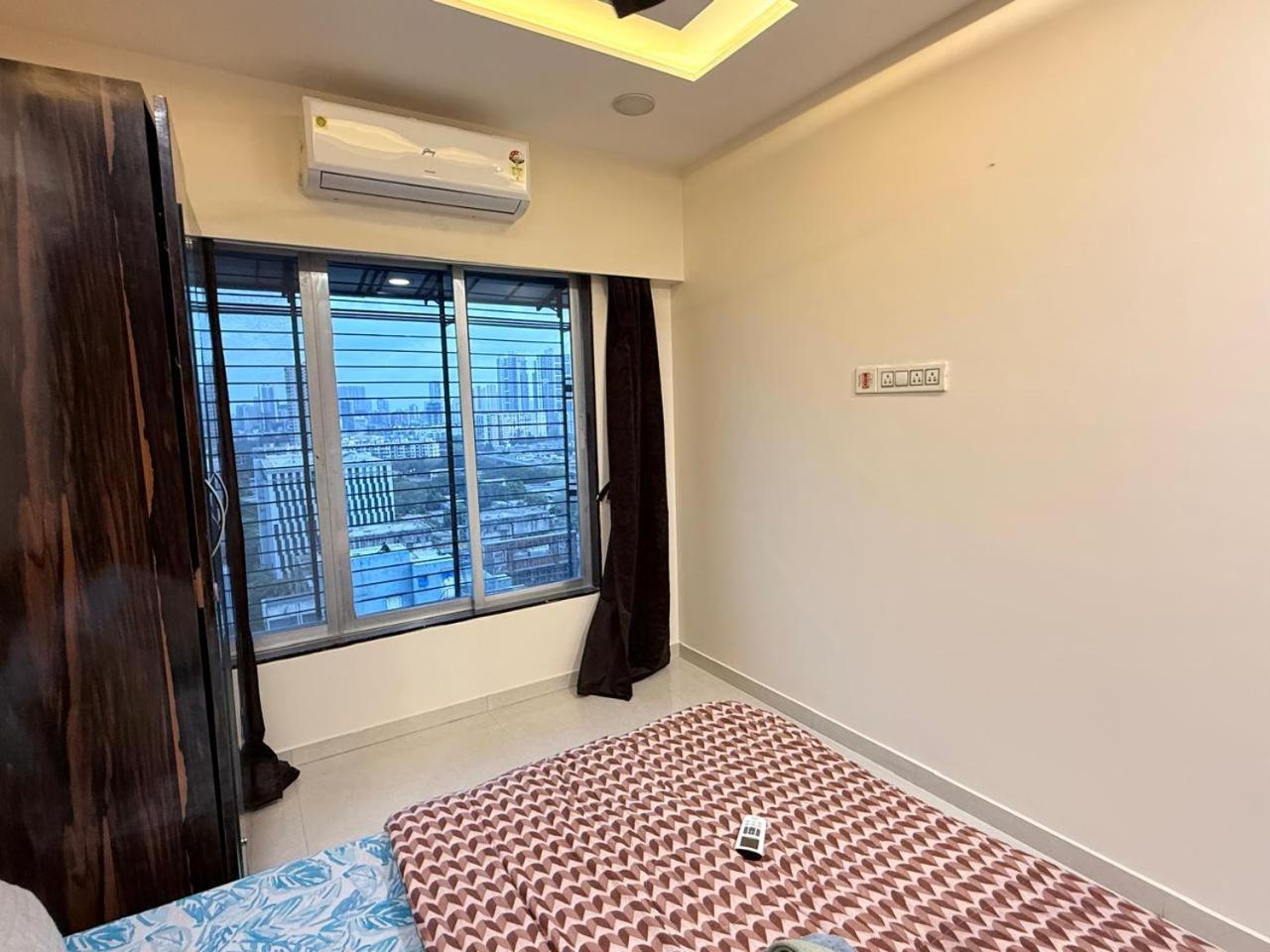 1bhk In Goregaon West *