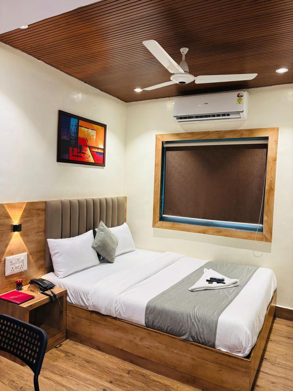 Hotel Airport By Tma