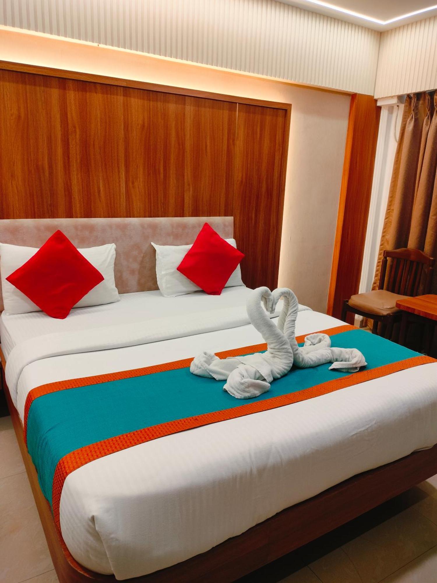 Sahar International Hotel 3*