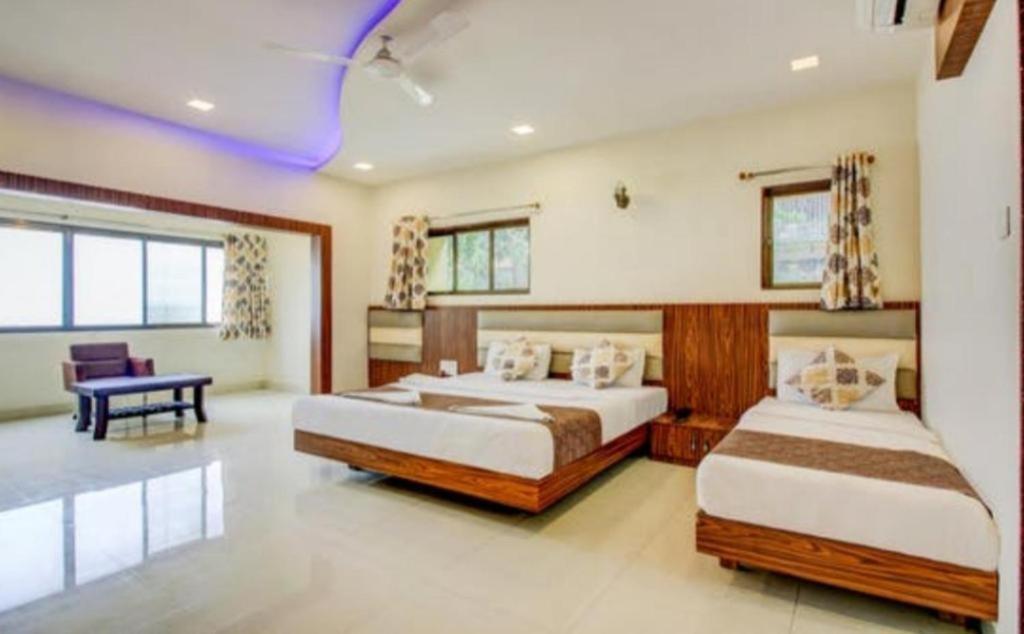 Hotel Golden Palms