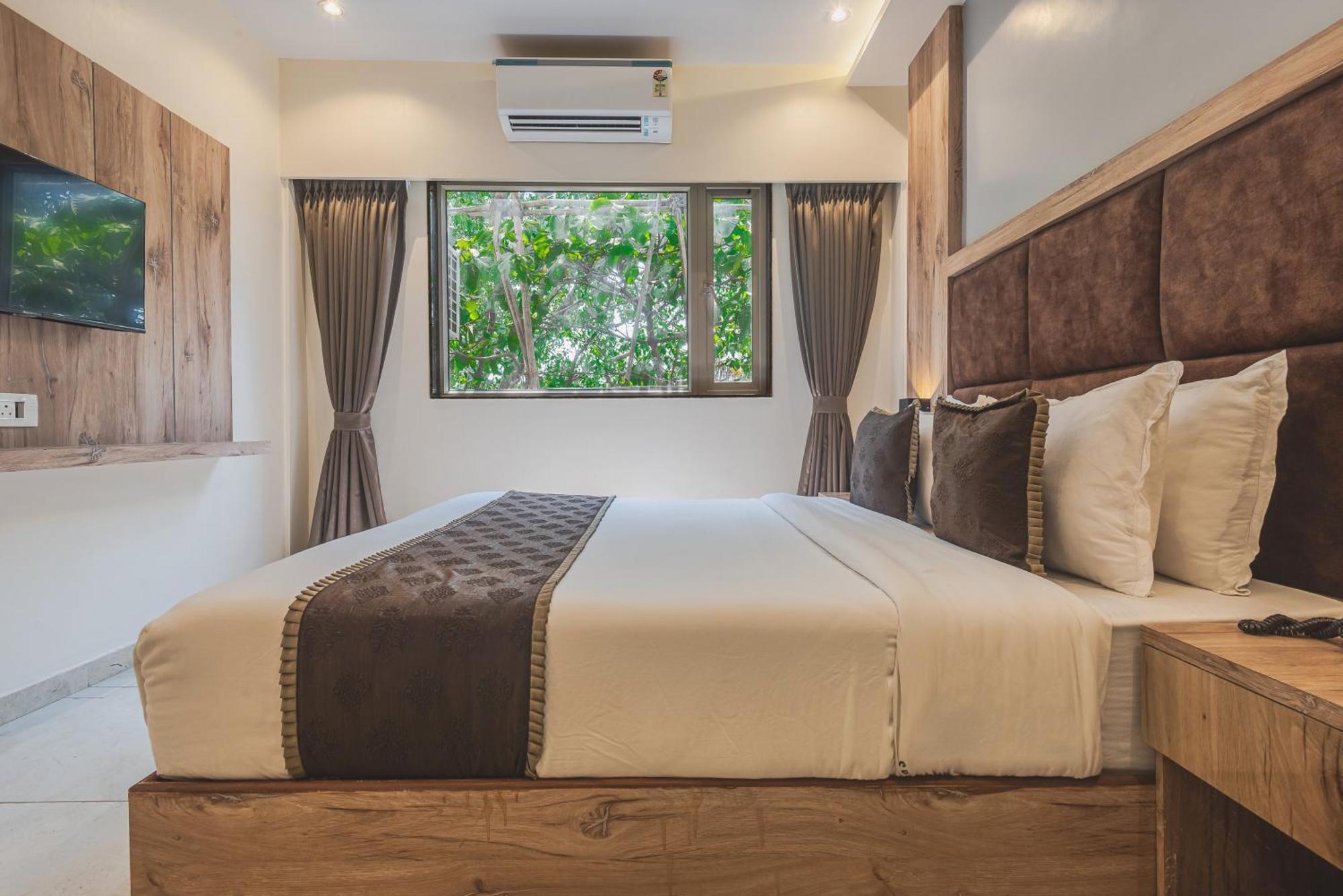 Hotel Silver Park Mumbai