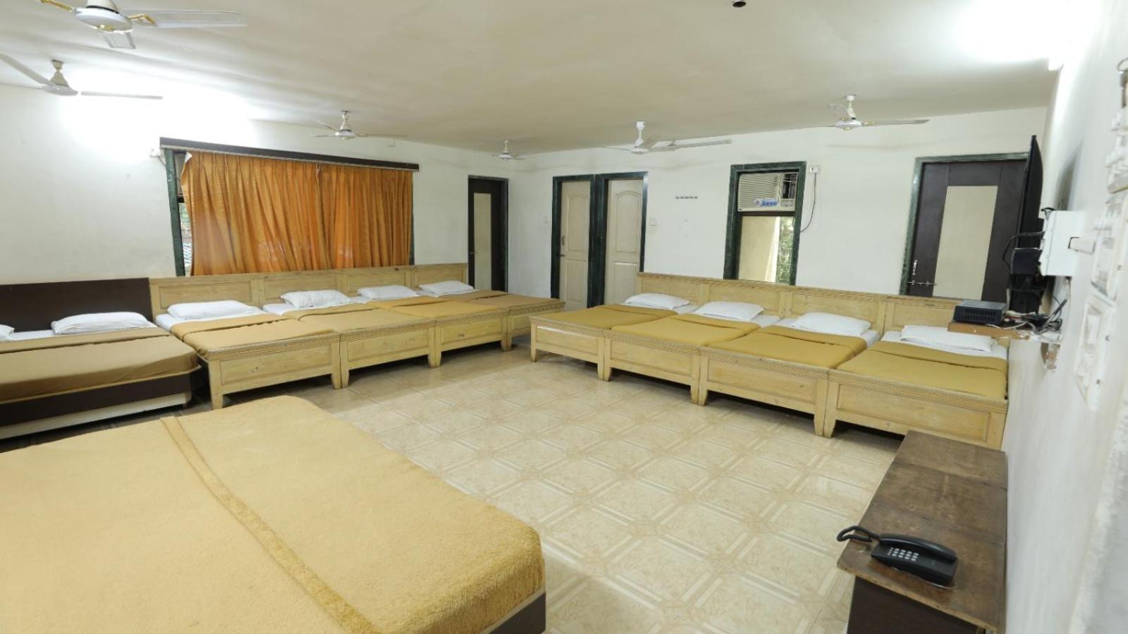 Farm Regency 3*