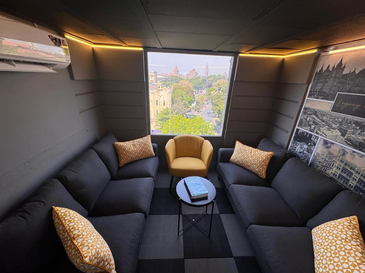 Suba Palace Near Gateway Of India 4* Mumbai