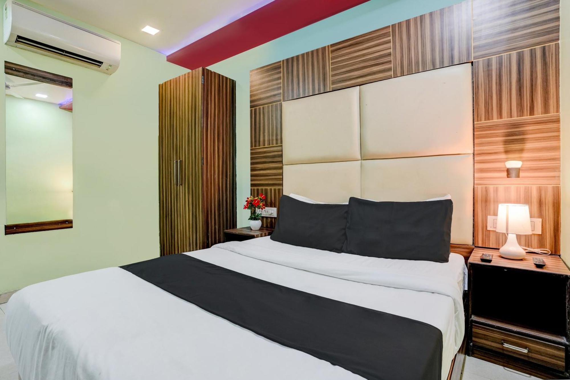 Oyo Blue Sapphire Residency Near Chhatrapati Shivaji International Airport Hotel 3*