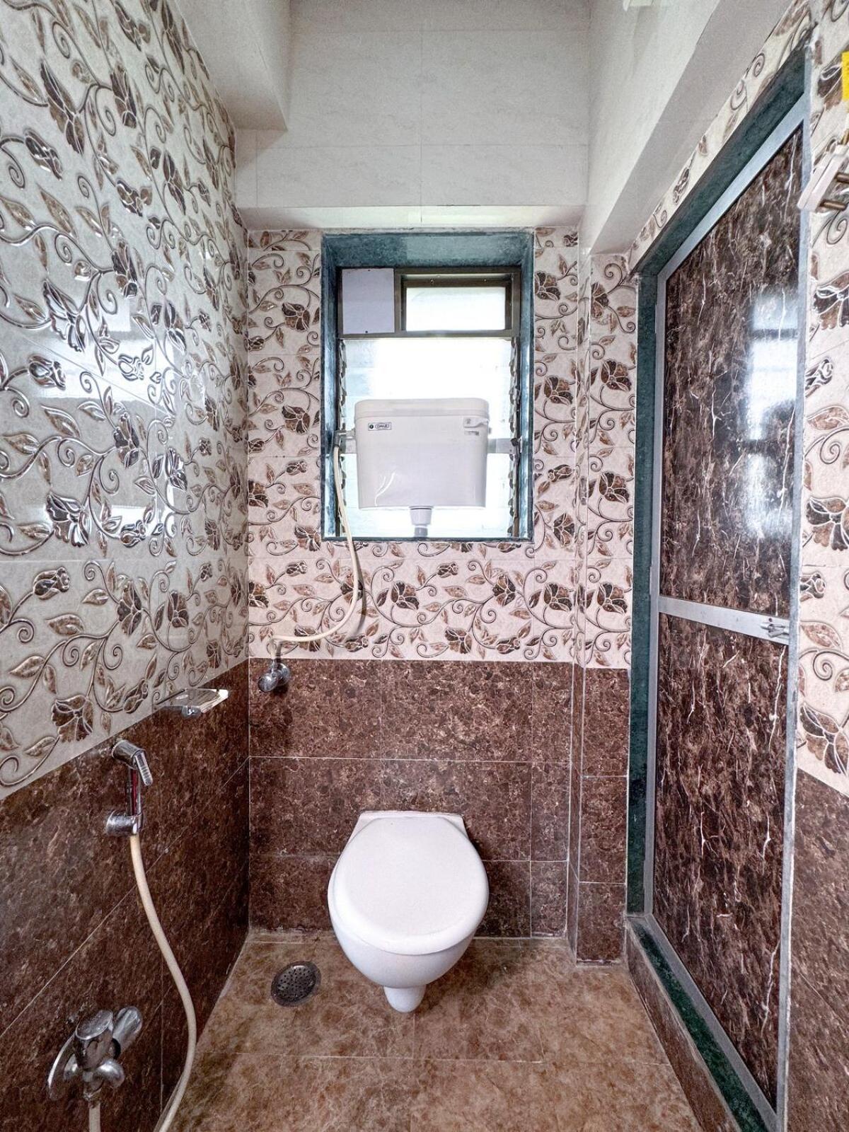 Aura - Entire In Parle Apartment