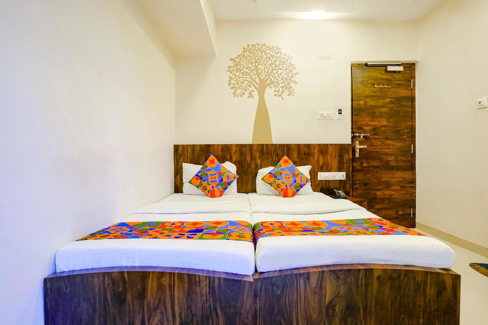 Fabexpress Shalimar Hotel 3*