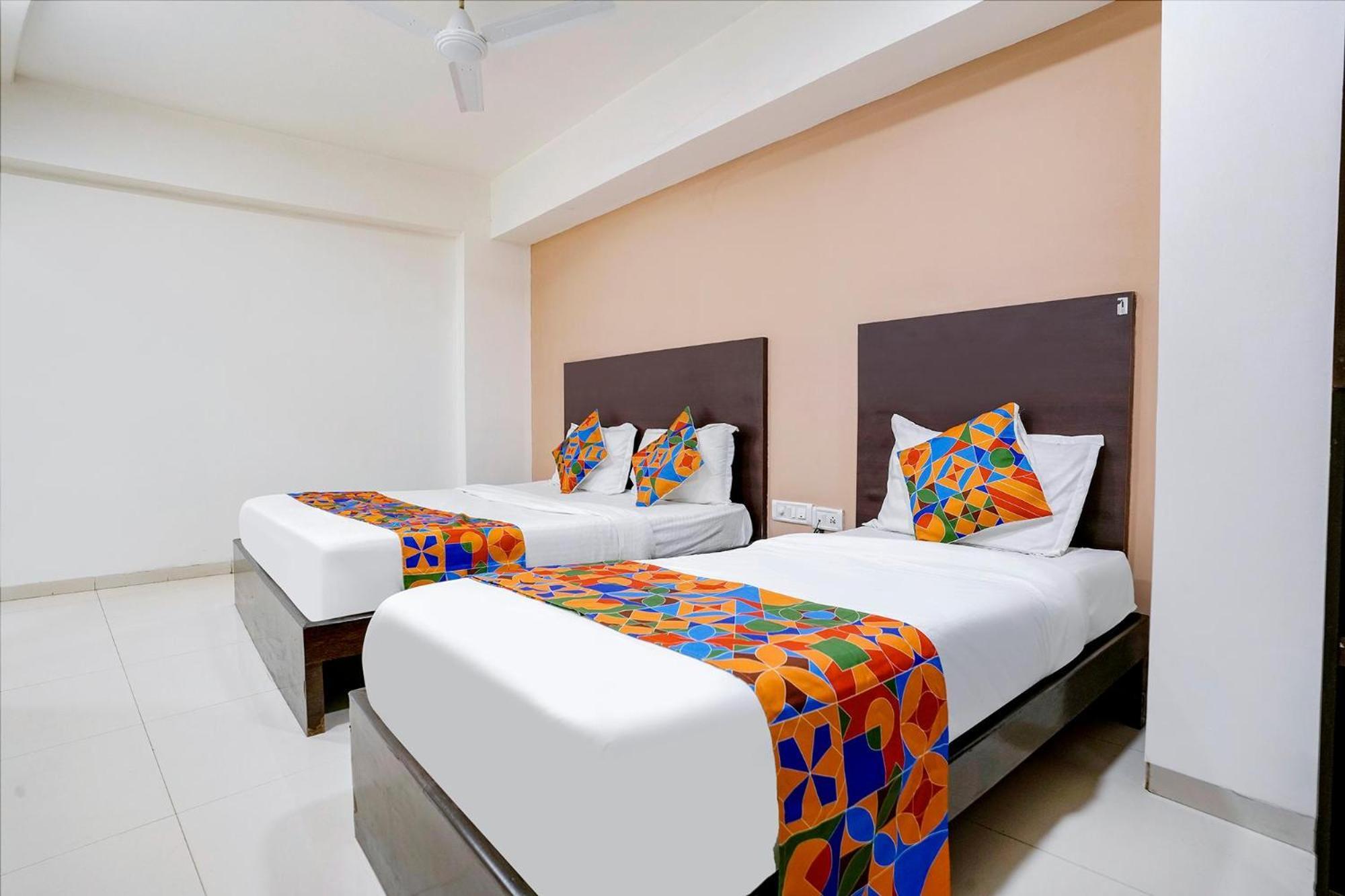 Fabhotel Kamran Residency 3*