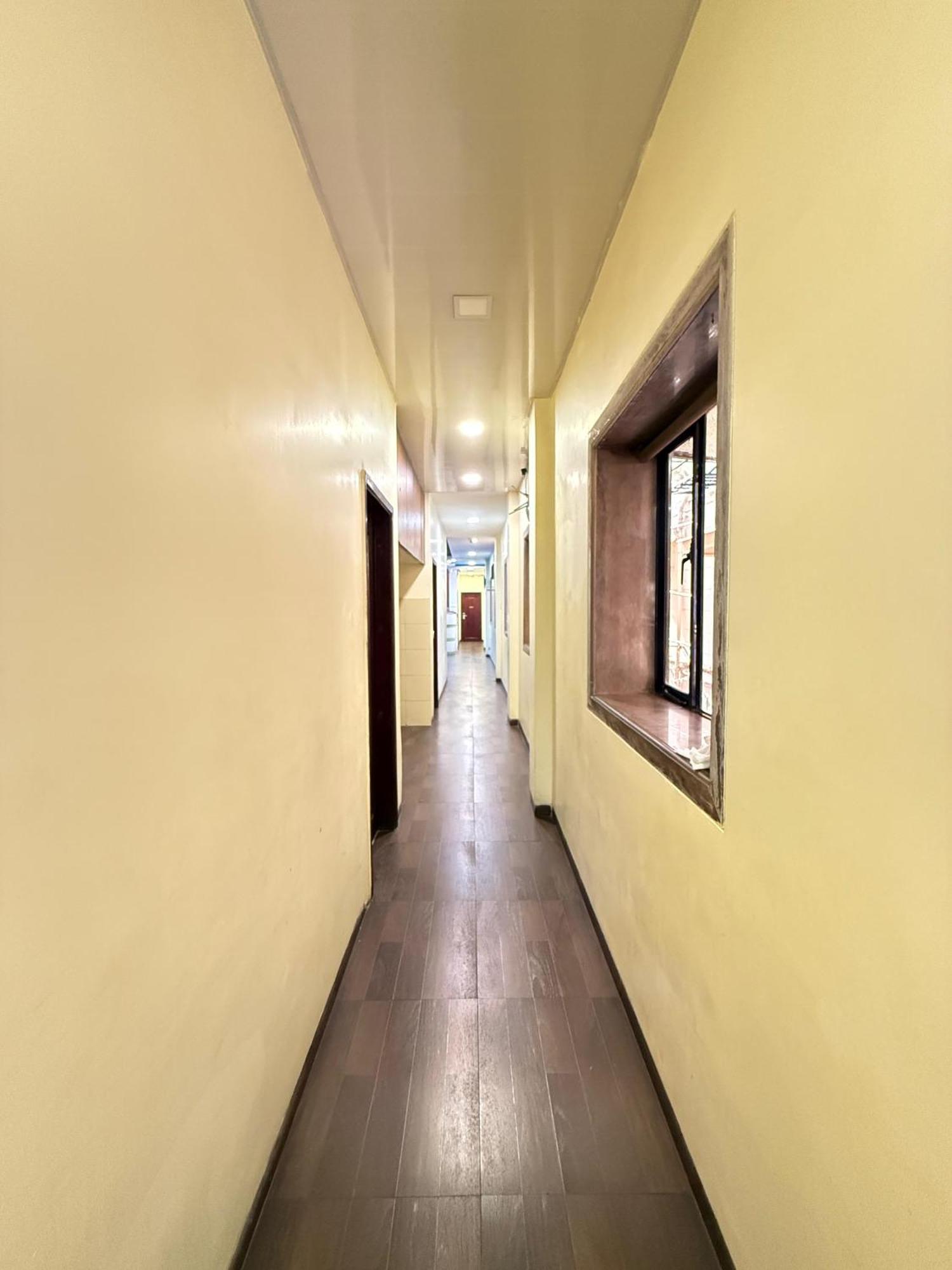 Guest house Gold Coast Mumbai