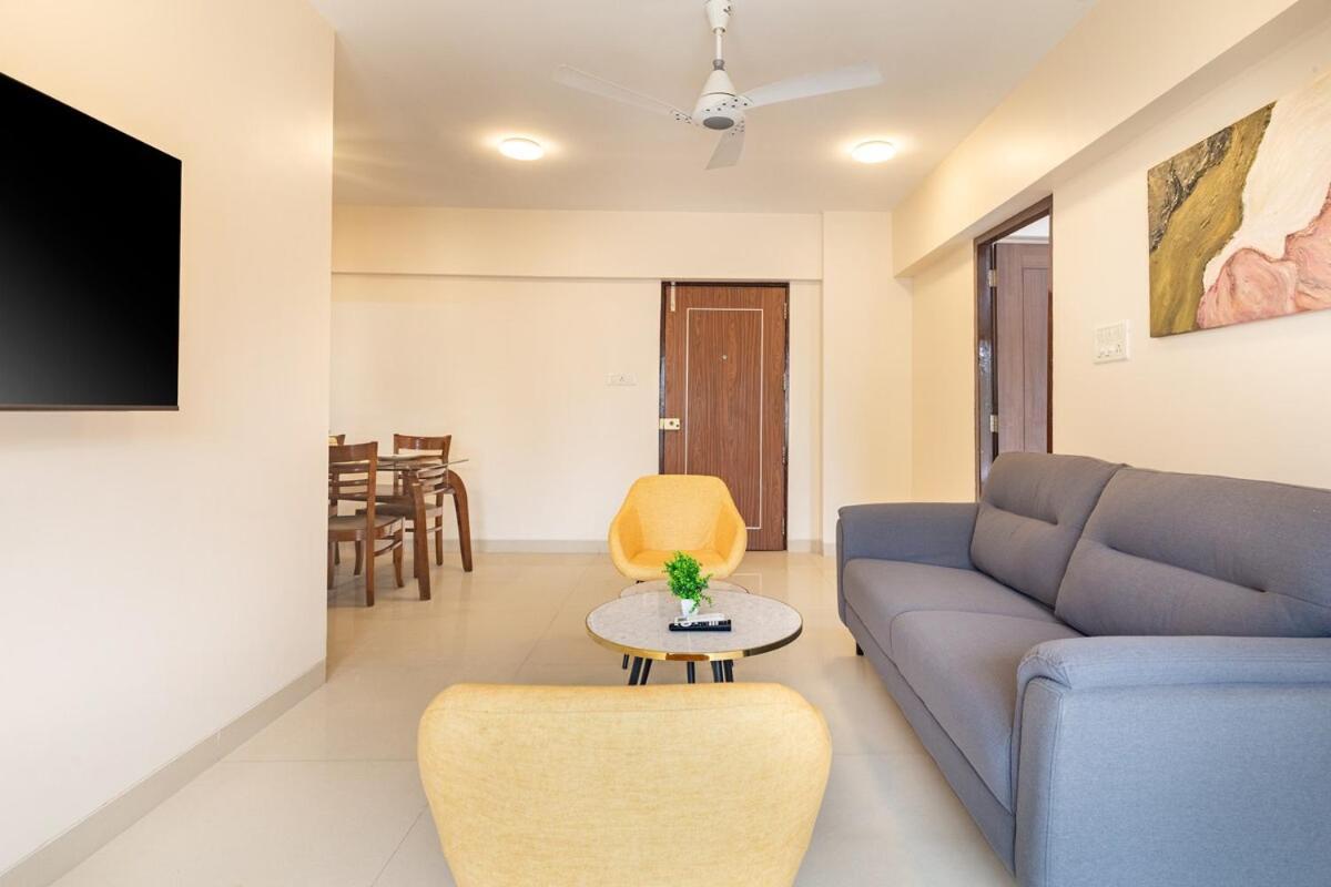 Treat Homes Service In Bkc Sindhuratna 701 Apartment *