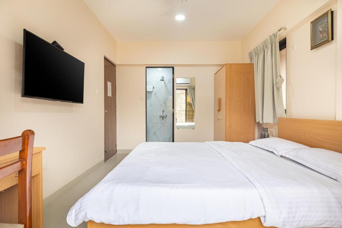 Treat Homes Service In Bkc Sindhuratna 701 *