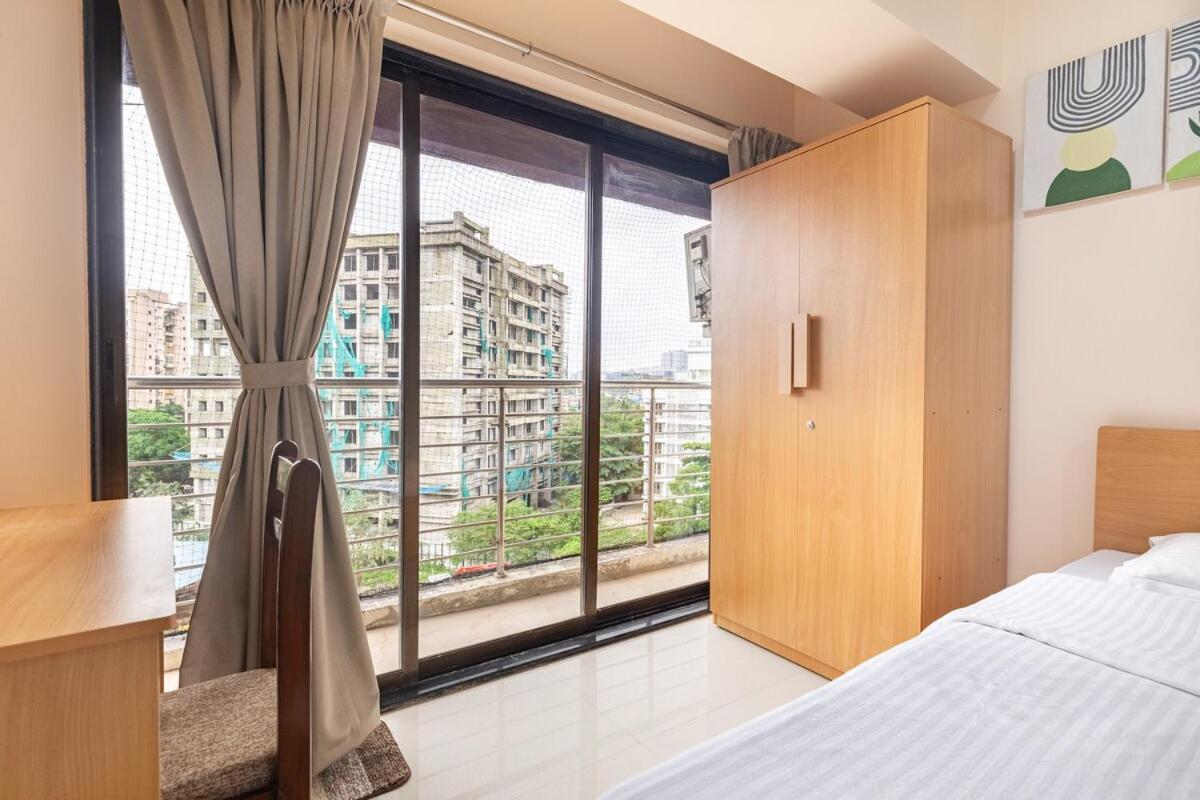 Treat Homes Service In Bkc Sindhuratna 701 Apartment