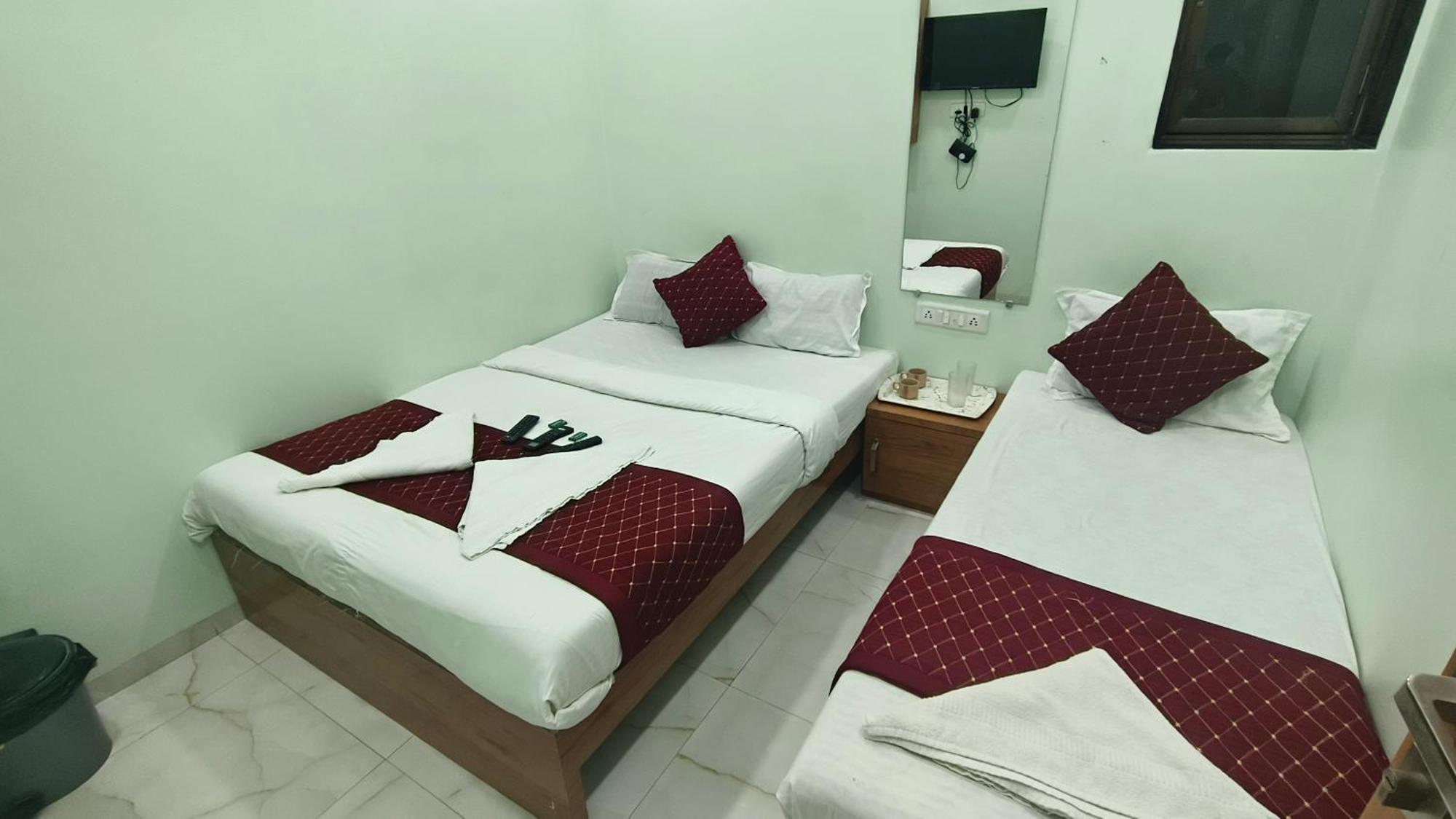 Smooth Checkin By Sea Rose - Mumbai