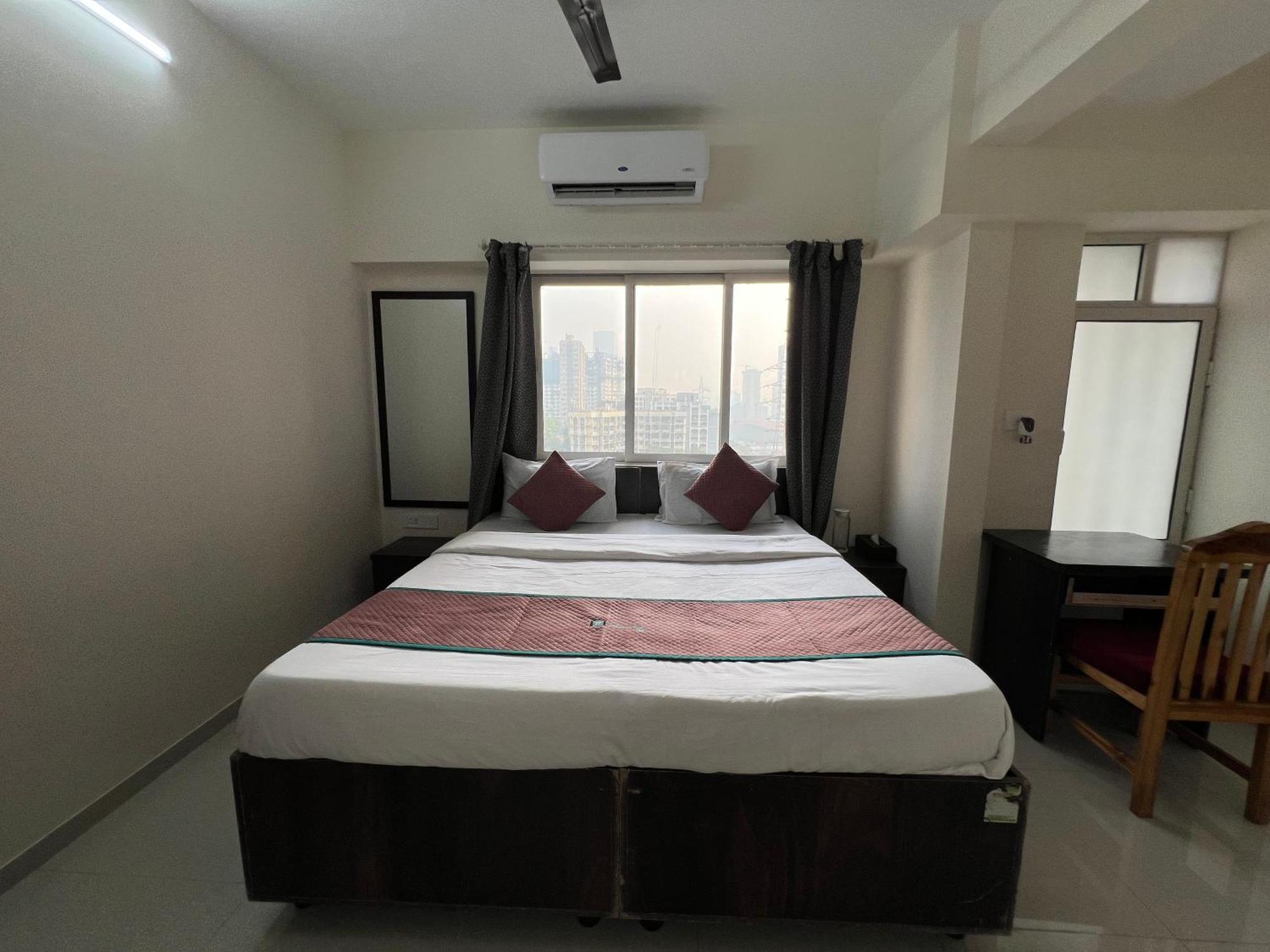 Pinaki Comfort Omkar Signet - Near Nesco Hotel